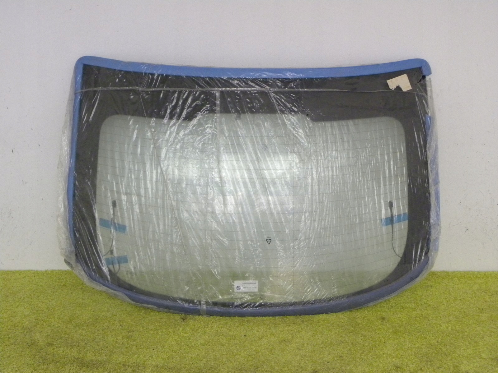 7318951 - Скло заднє BMW X6 F16 нове