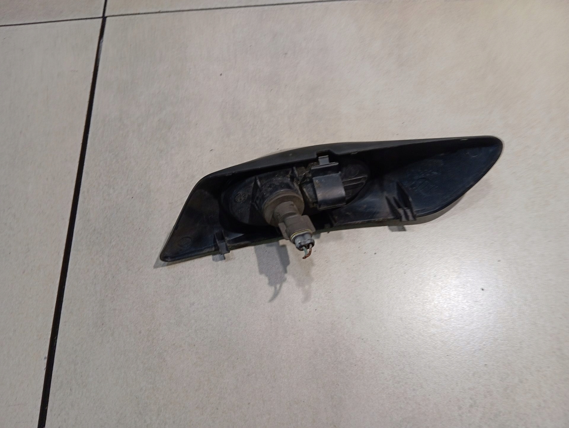 indicator BOCZNY left front IVECO DAILY III 3.0 500322578
