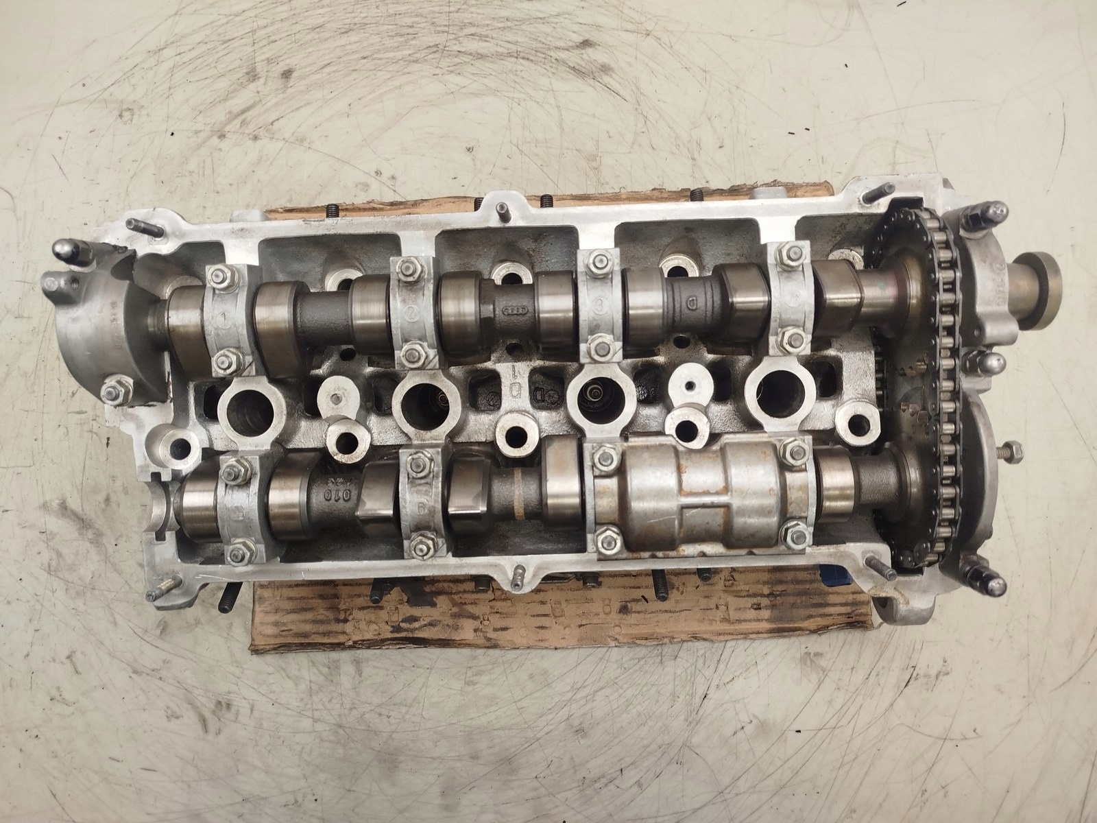 TESTATA Motore VWAG 077103373M/L 4.2 16V V8 ABZ