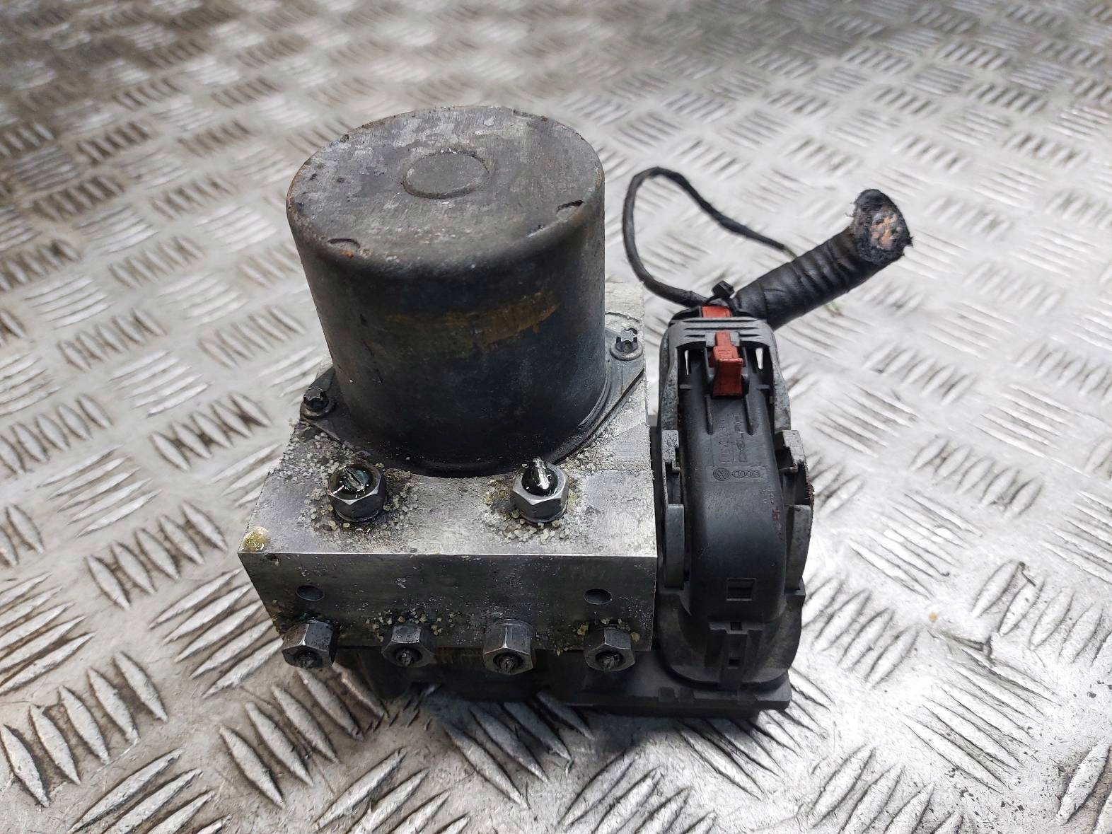 pump control unit ABS AUDI A5 8T 3.0 TDI 8K0907379S 8K0614517BG