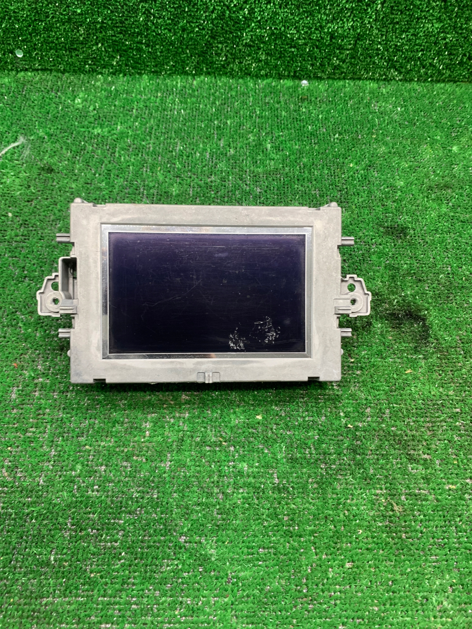 Mercedes-Benz E W212 W207 Monitor wyświetlacz ekran radia A2129004900