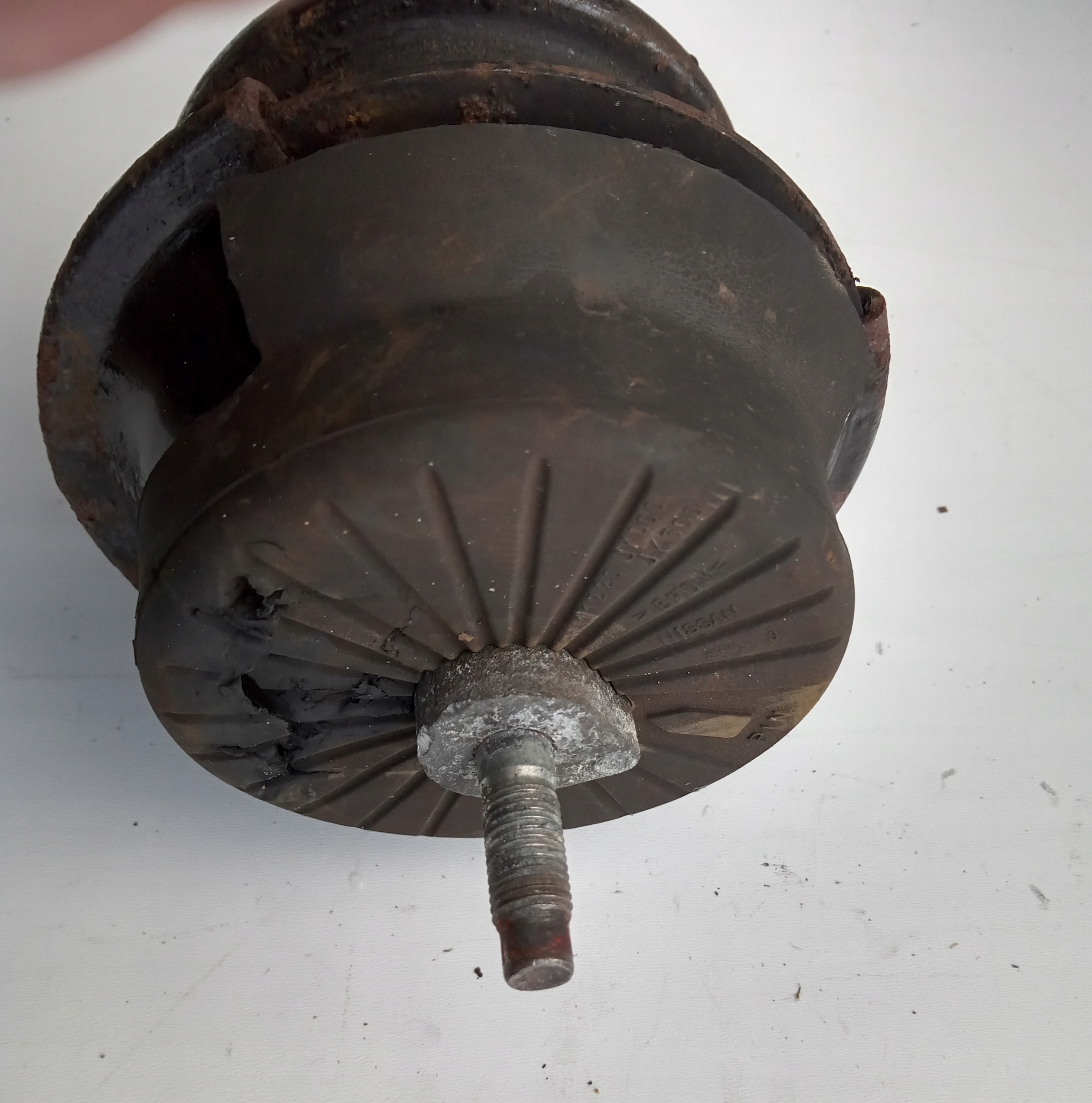 подушка Двигателя INFINITI EX30d FX30d 112201BY0A