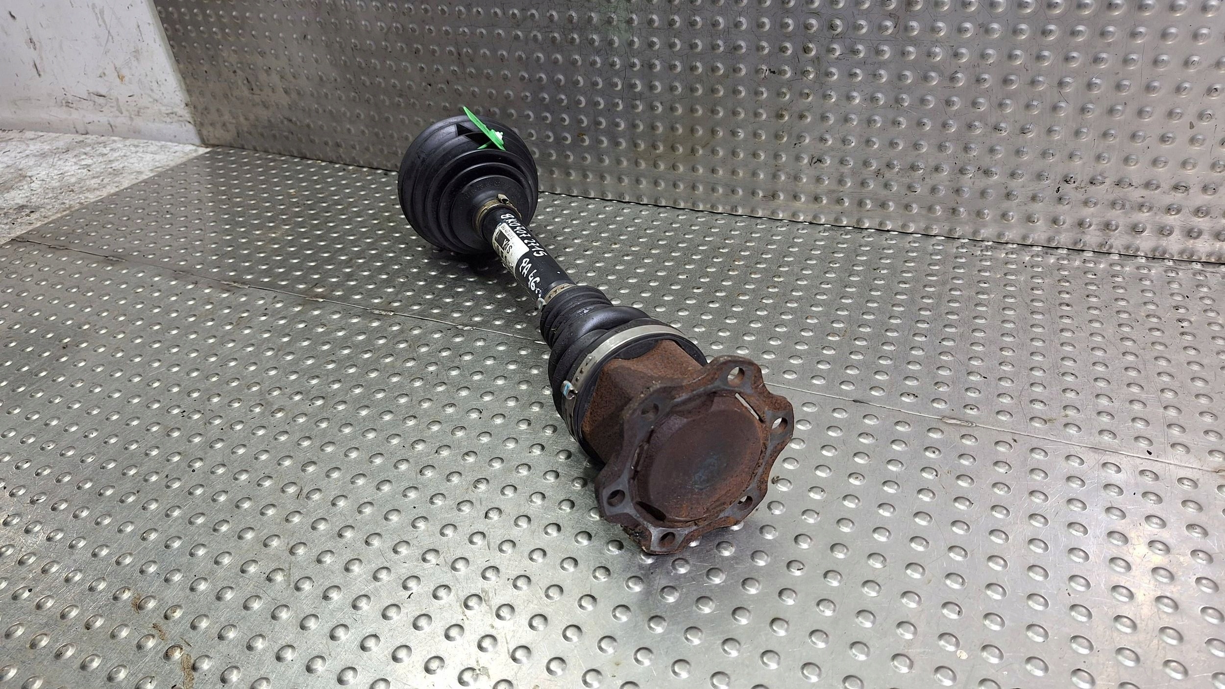 semi-axis left front 8K0407271S AUDI A4 B8 A5 8T 2.7 3.0 TDI