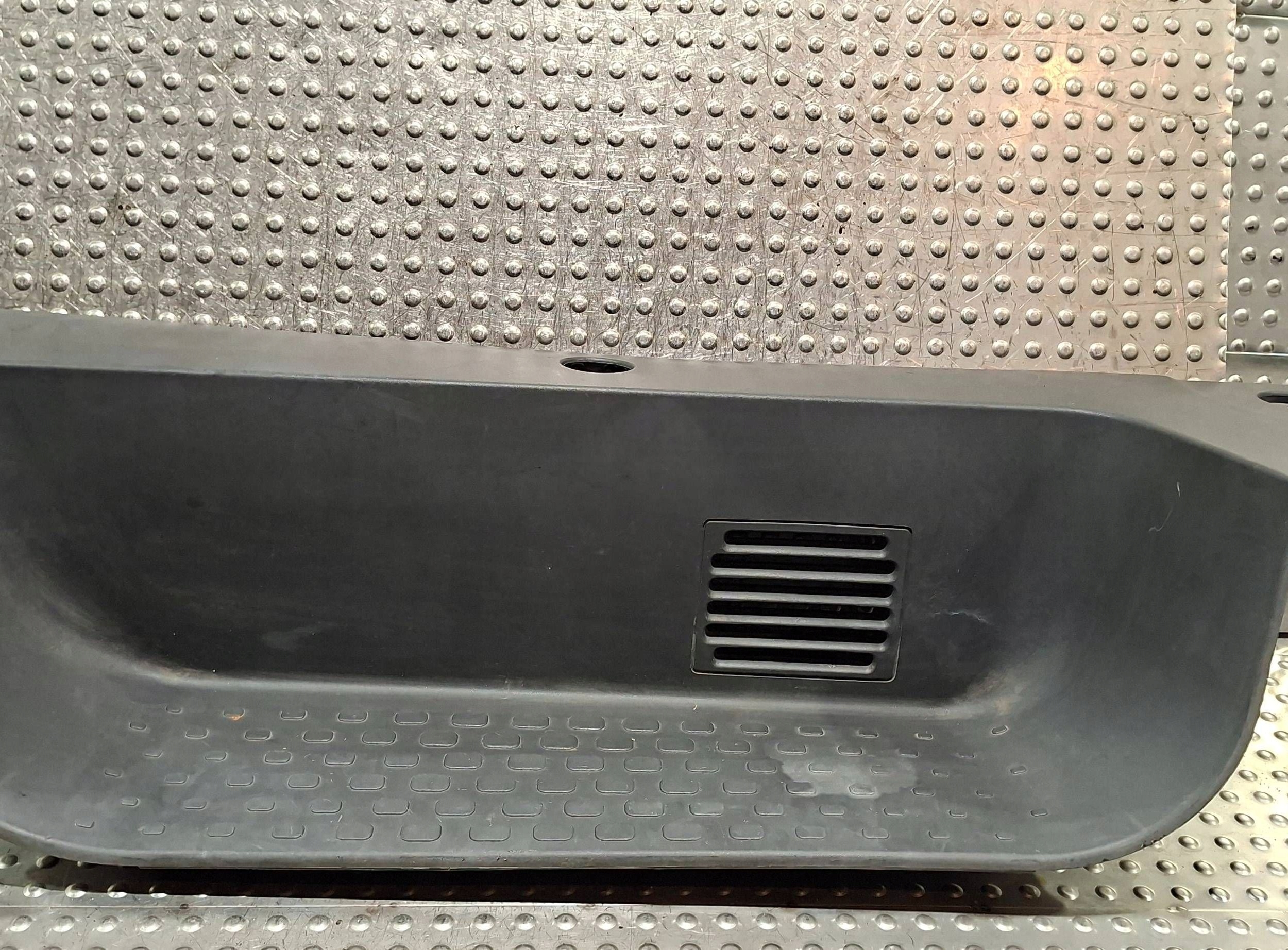 STOPIEN inner right 768510190R RENAULT TRAFIC III VIVARO B 2014
