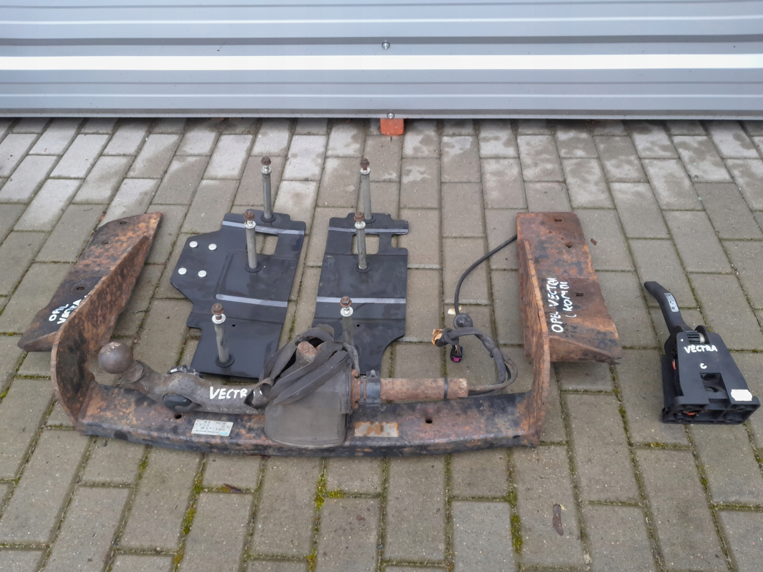 HAK HOLOWNICZY SKŁADANY OPEL VECTRA C LIFT KOMBI