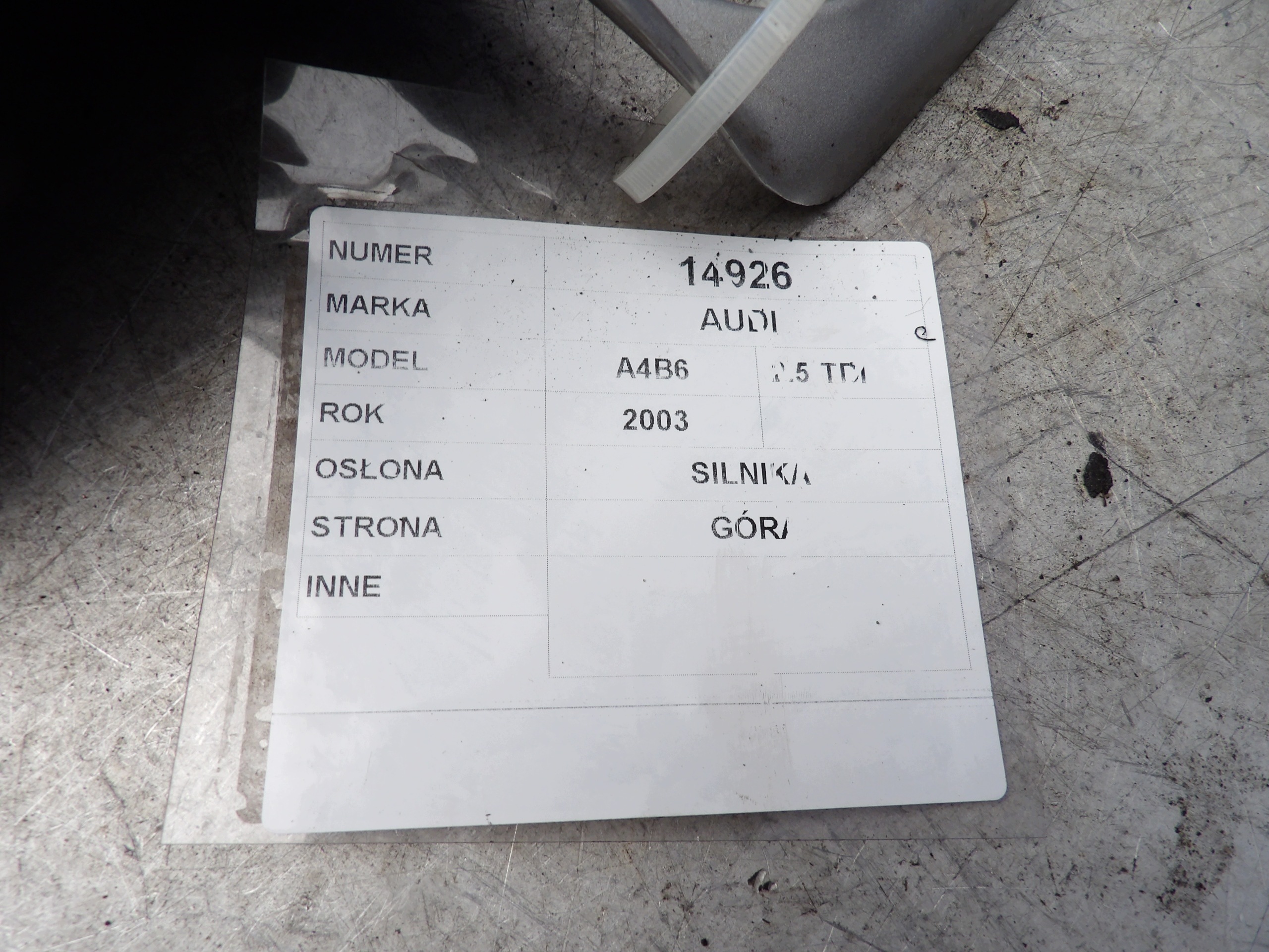 Audi A4 B6 2,5 tdi motor cover upper