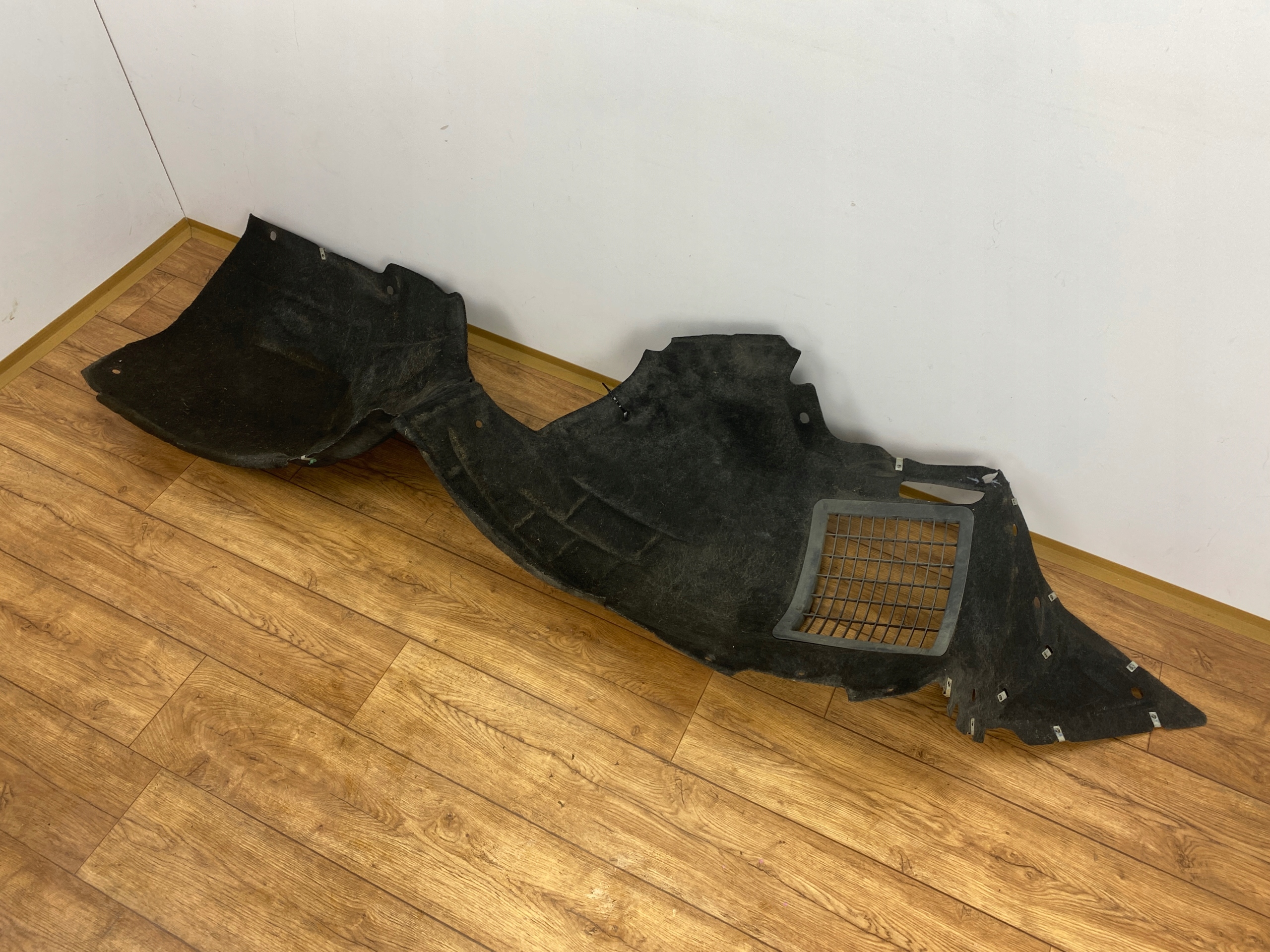mudguard left front front Chevrolet Camaro 2016+ USA