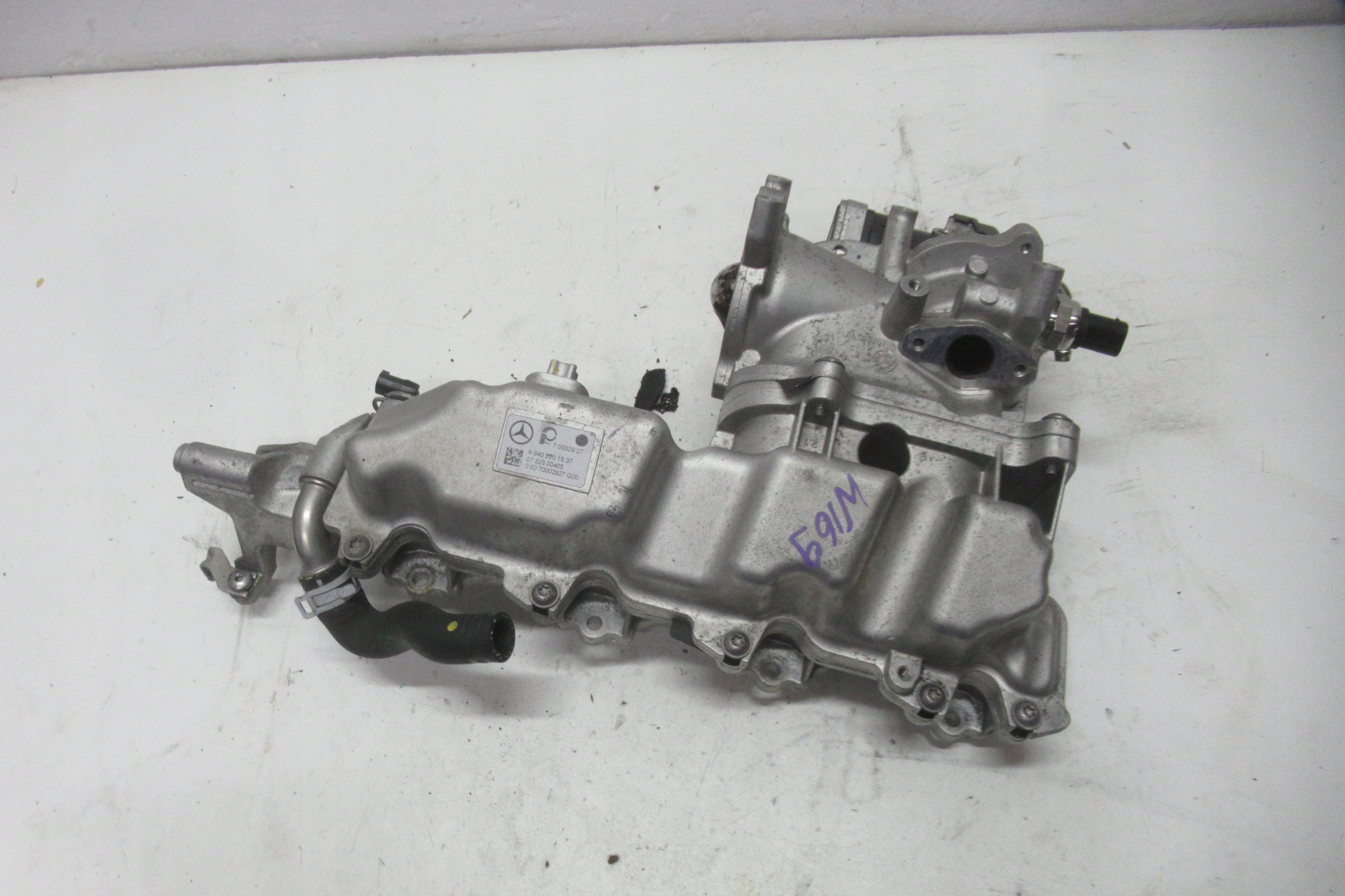 MERCEDES W169 2.0 CDI intake manifold A6400901537