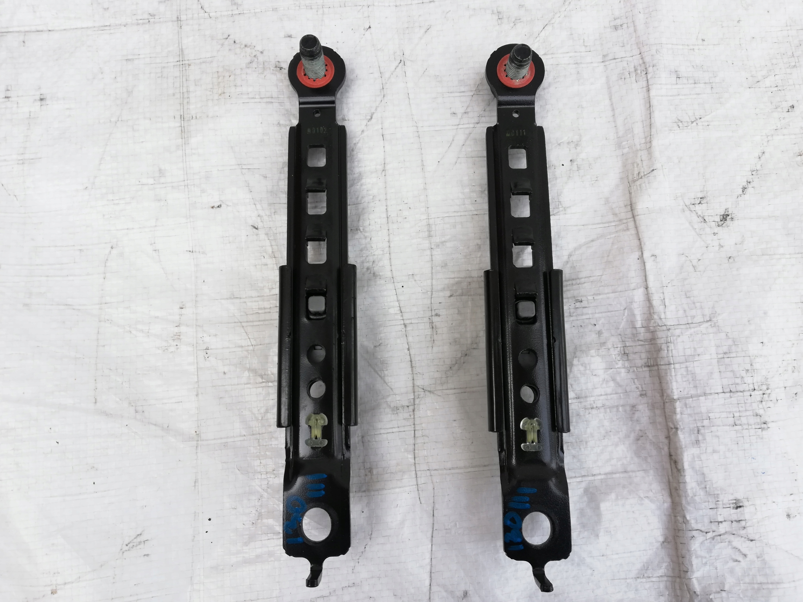 Регулировка направляющей ремня HYUNDAI i30 III 17