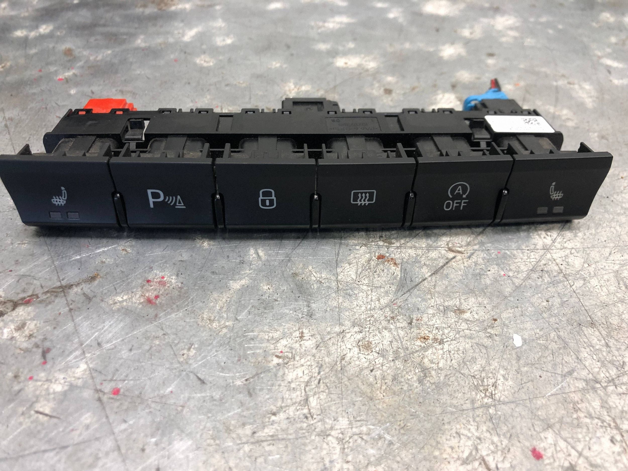 Commandes PRZYCISKI SKODA RAPID 5JA927132BC