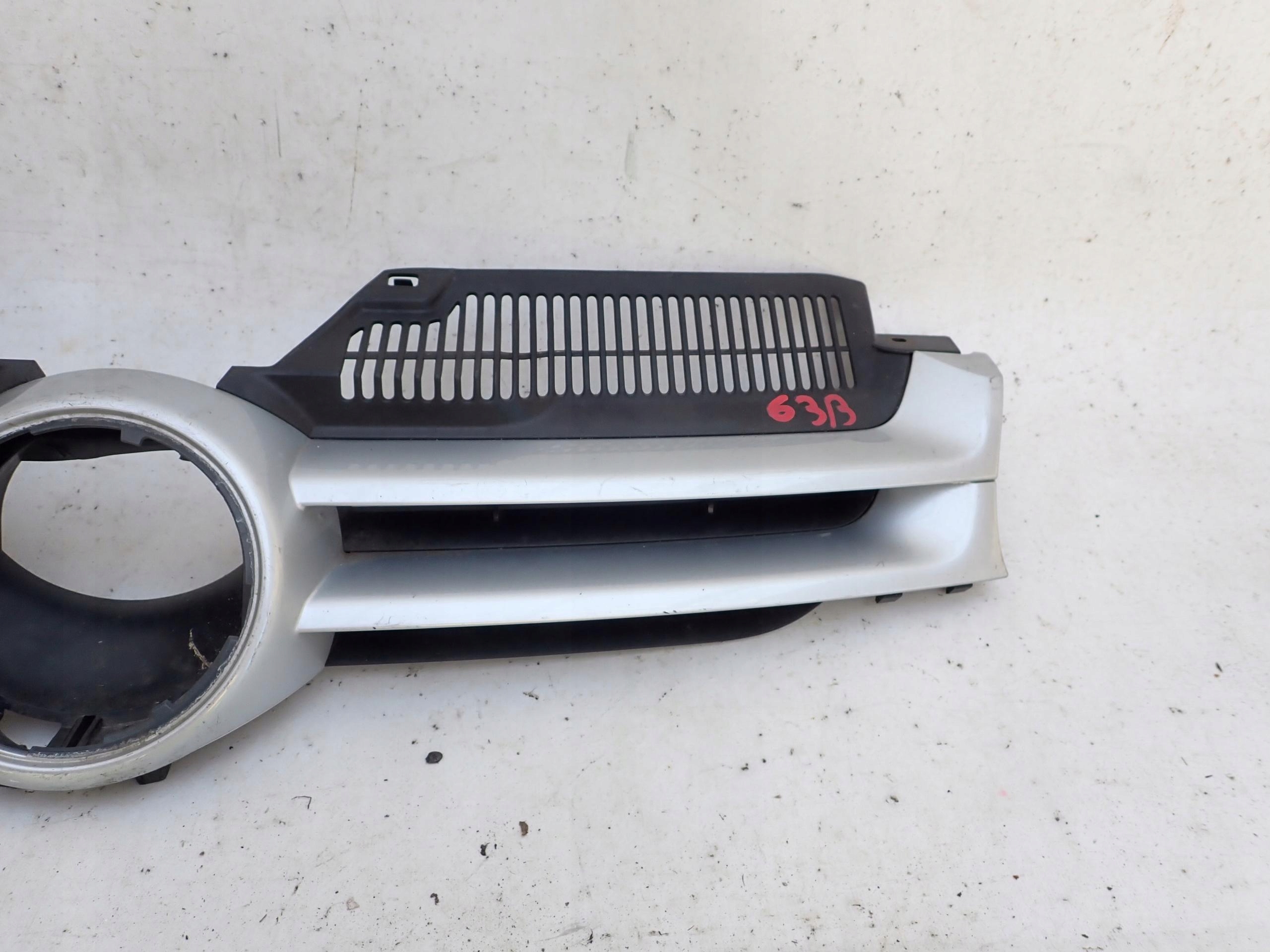 VW GOLF V 5 03-09 Grill Grill