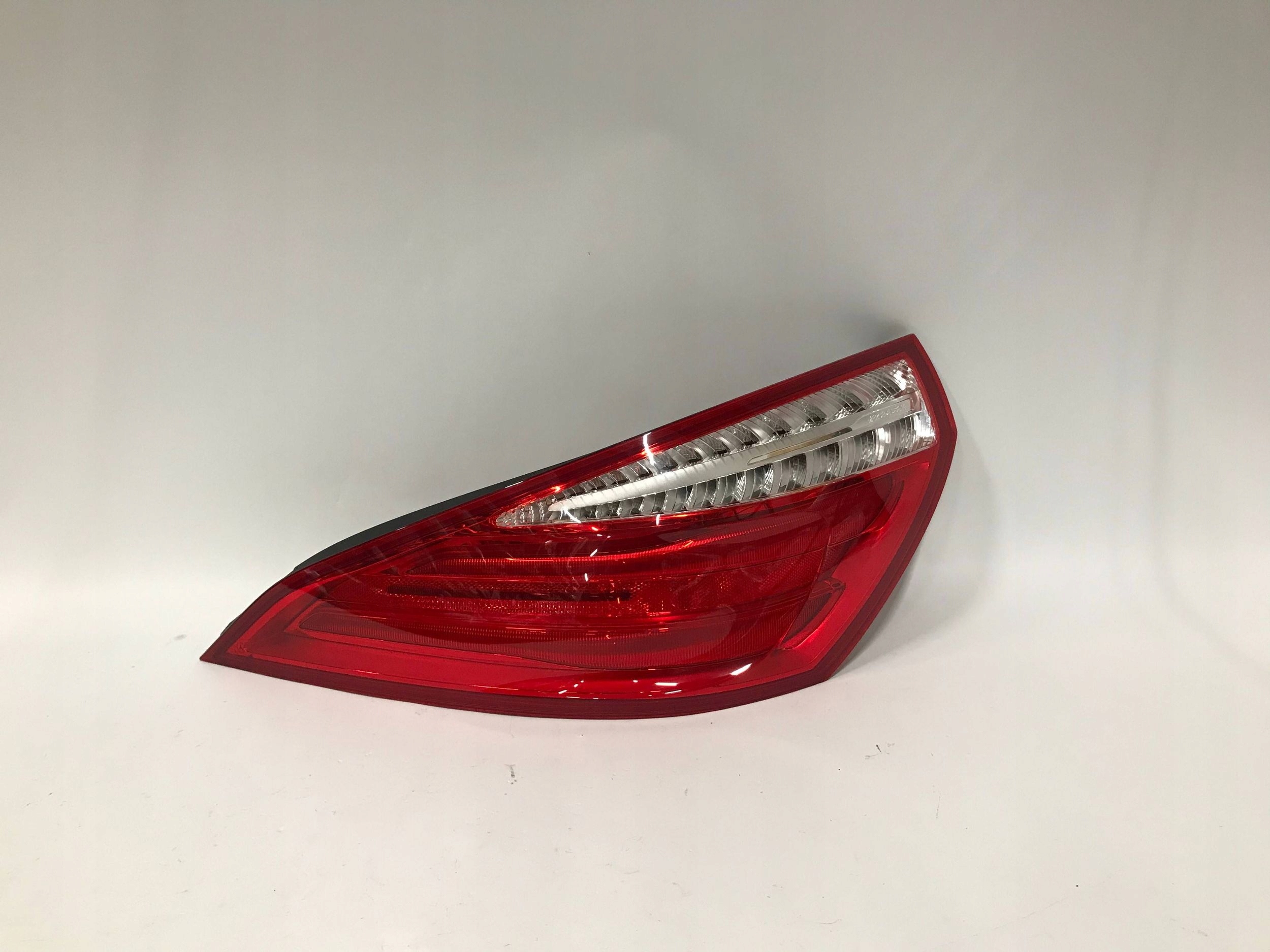 MERCEDES SL W231 фонарь правый led