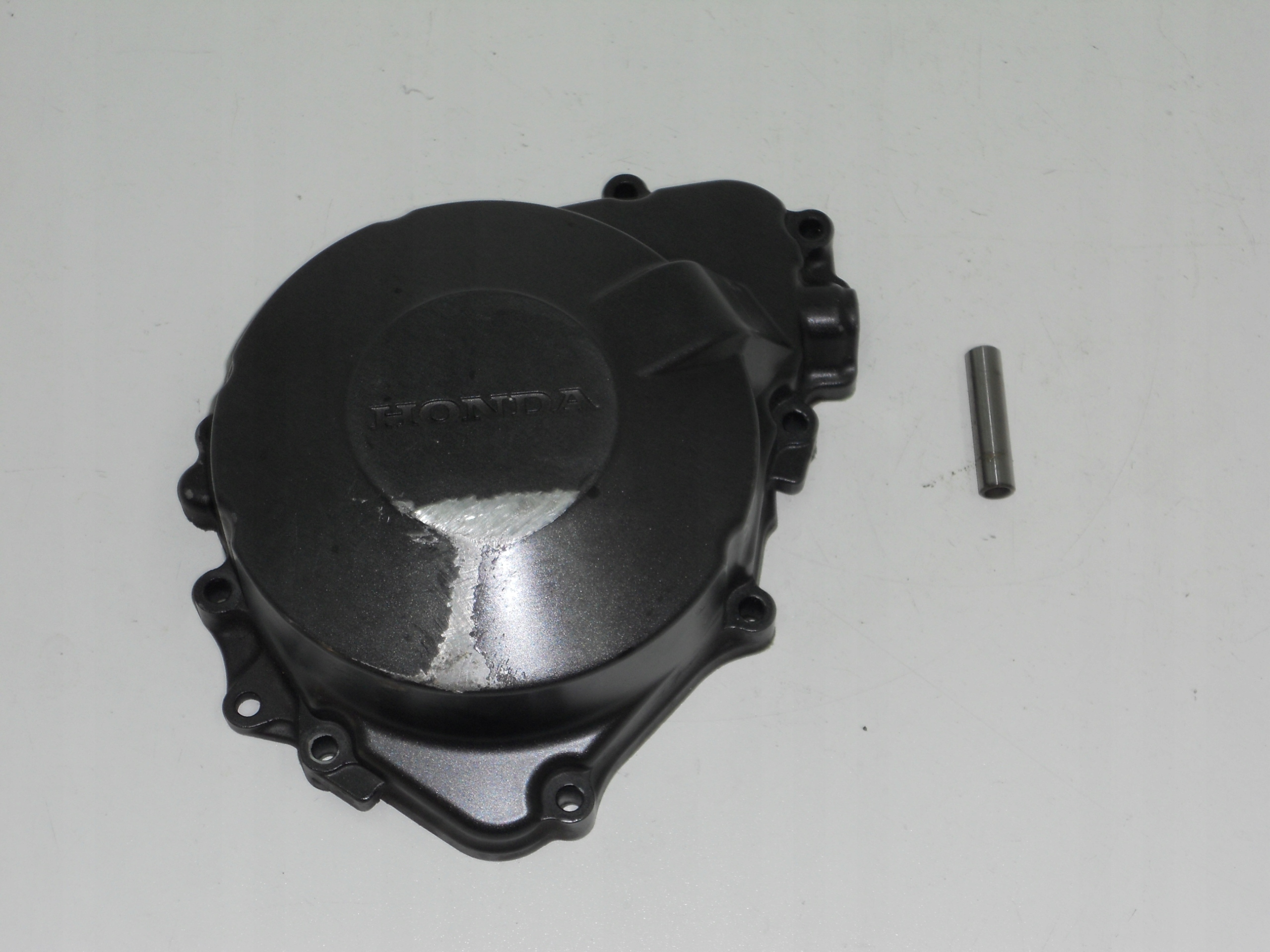 HONDA CBF 600 HORNET PC38 DEKIEL POKRYWA OSŁONA KAPA ALTERNATORA ORYGINAŁ