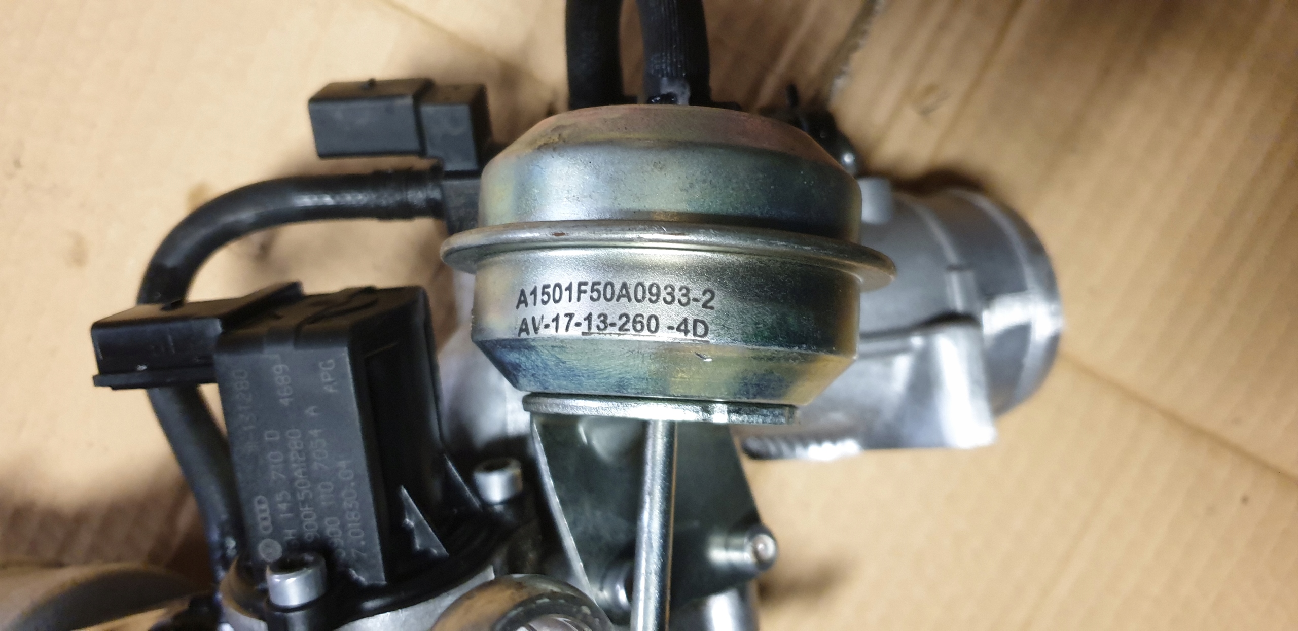 Turbolader Sensor AUDI A5 8T A4 B8 8K 2.0 TFSI