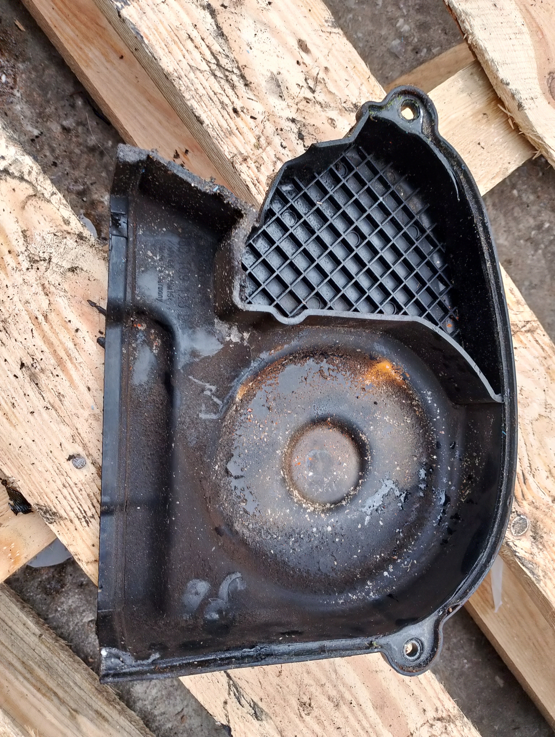 Audi kryt rozvodu 06D 109 123B