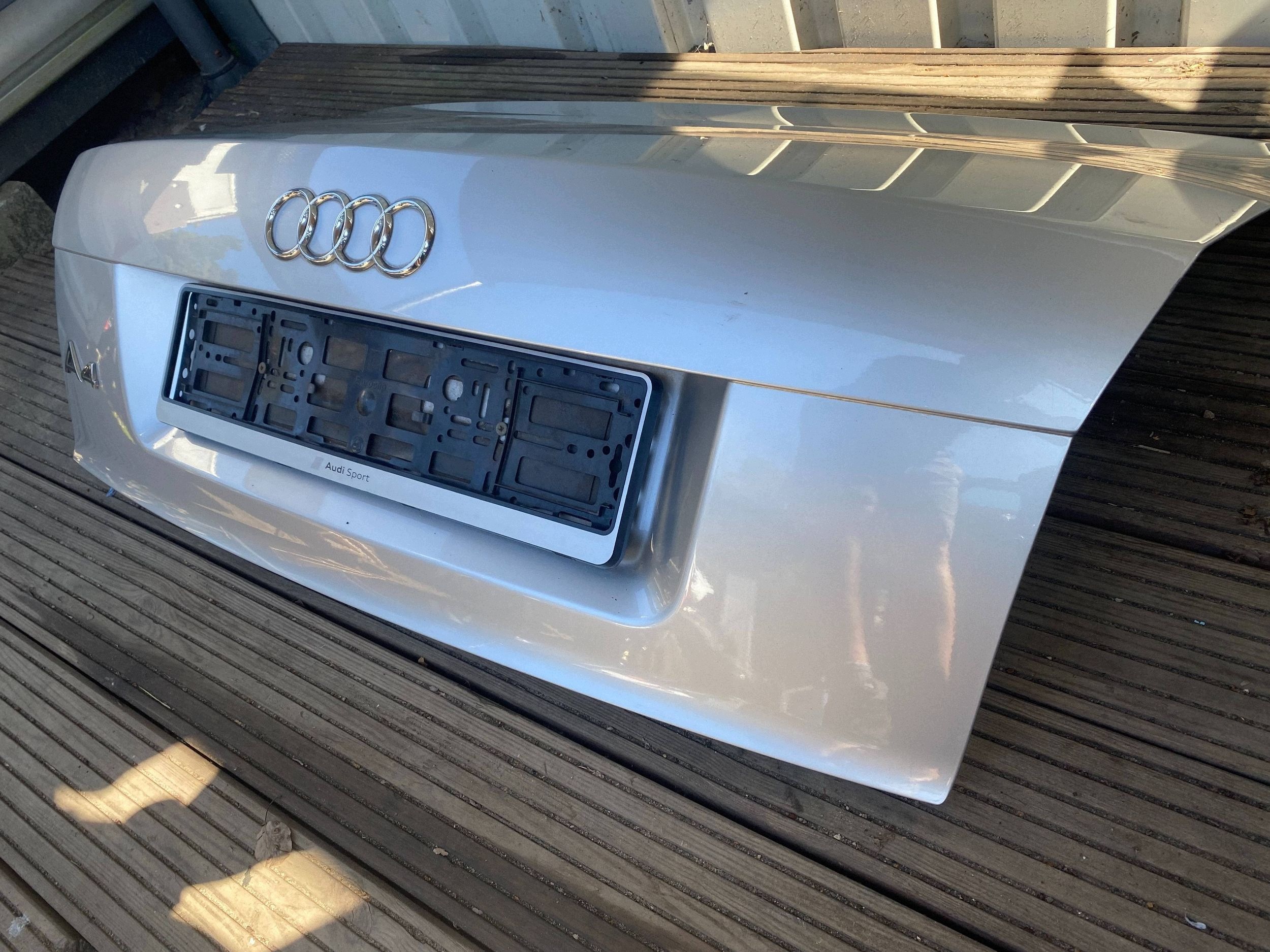 AUDI A4 B6 8E sedan complete trunk door boot SREBRNY LADNA