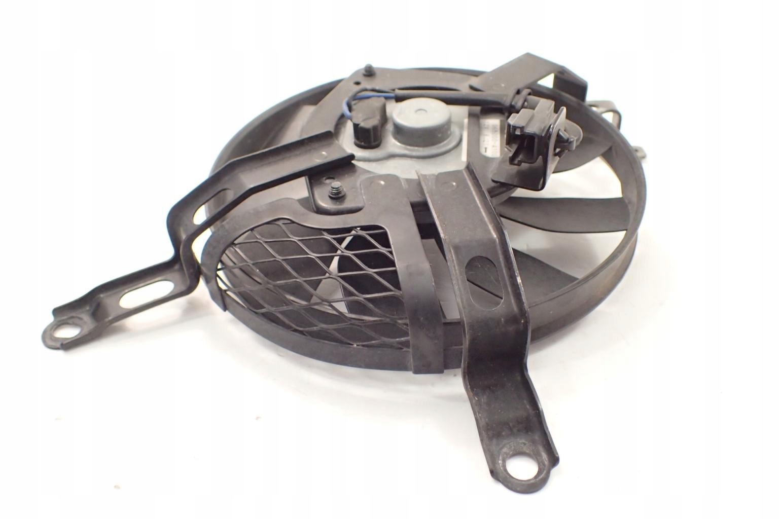 Suzuki GSX-R 1000 K7 K8 Wentylator chłodnicy wiatr Producent Suzuki OE