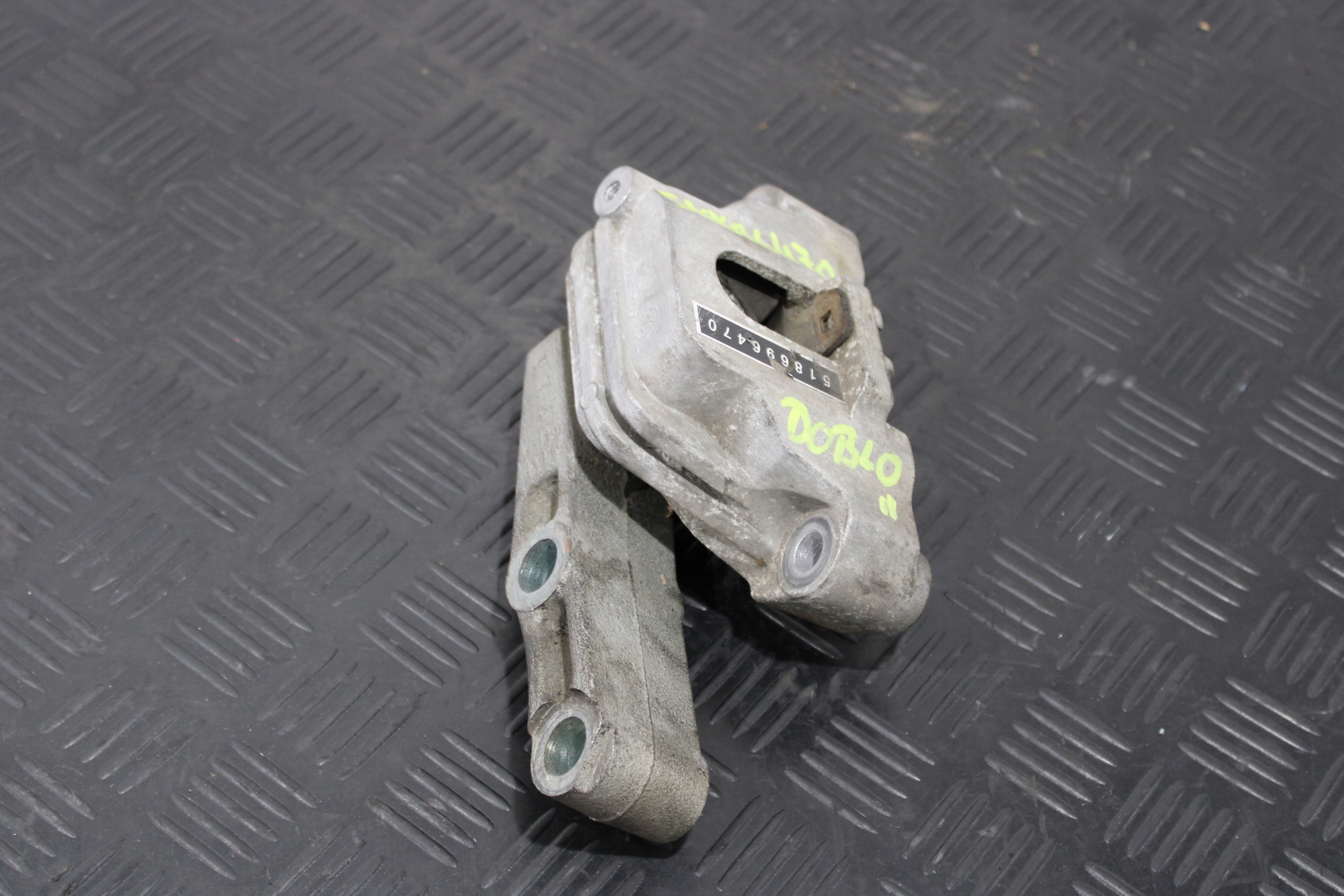 holder engine mount FIAT DOBLO II 2 518696470