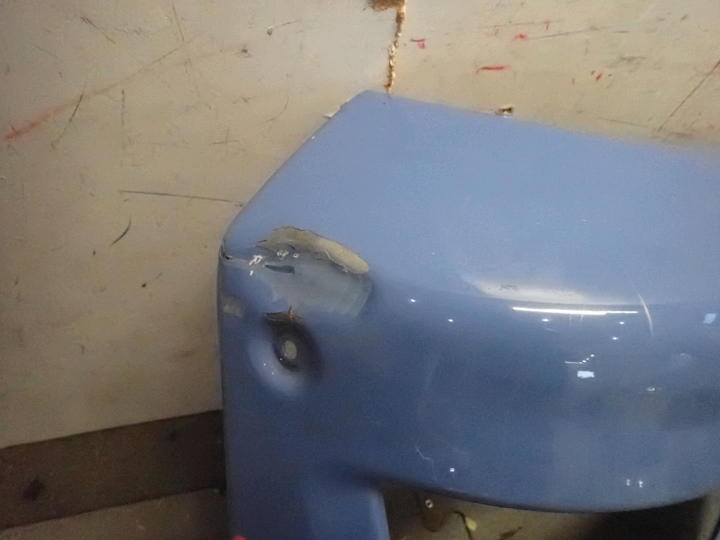 bumper front corner right MAN TGX TGS TG3 2020
