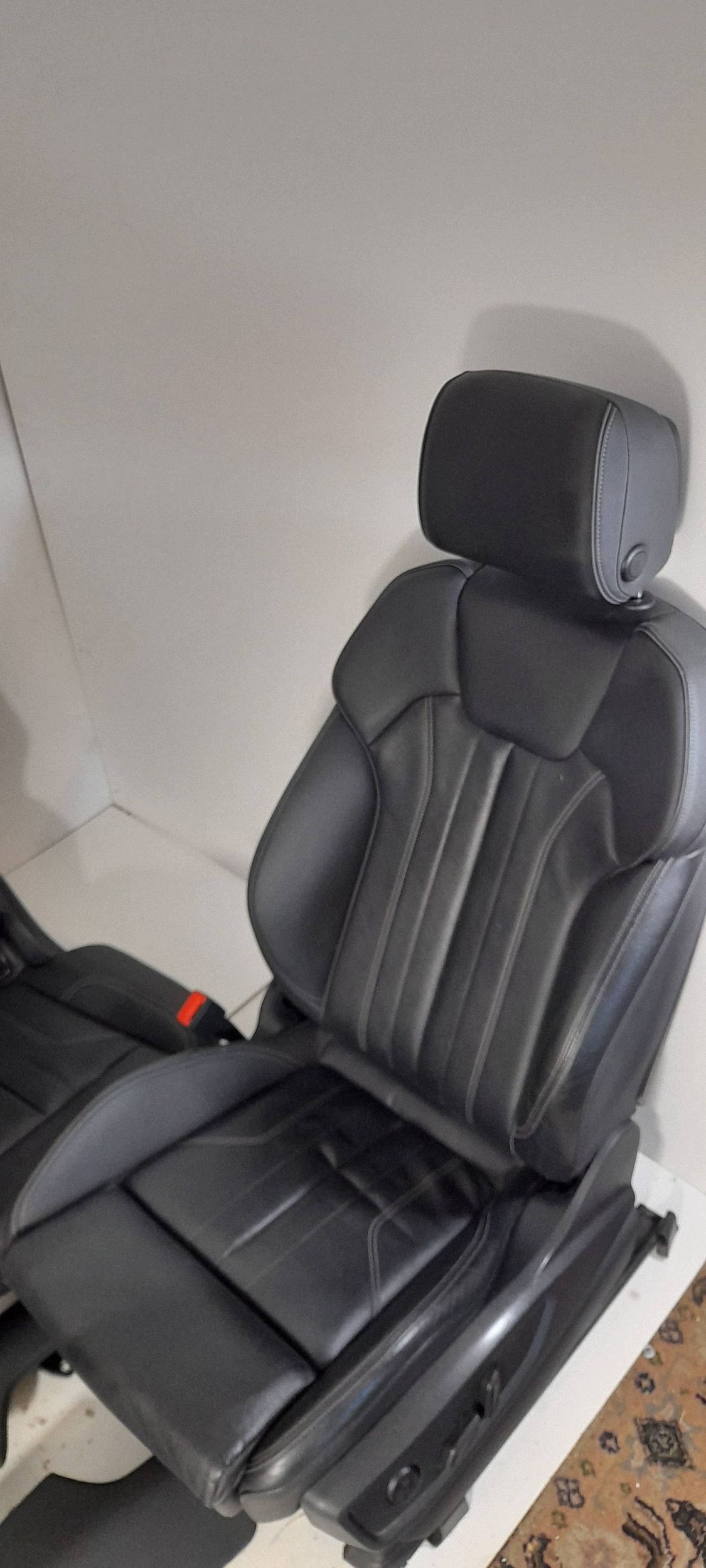 Audi Q5 SQ5 FY 80A Lift Komplet Sitze (QD40)