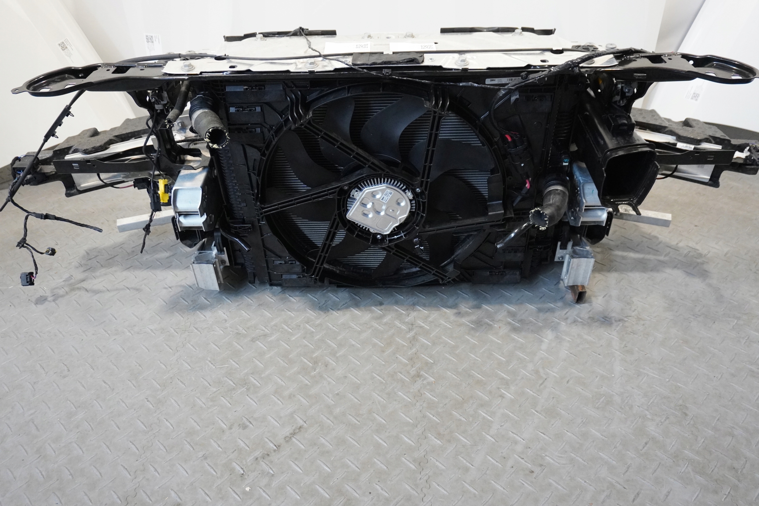 MASKA ZDERZAK LAMPY PAS BMW G20 G21 300 Producent części BMW OE