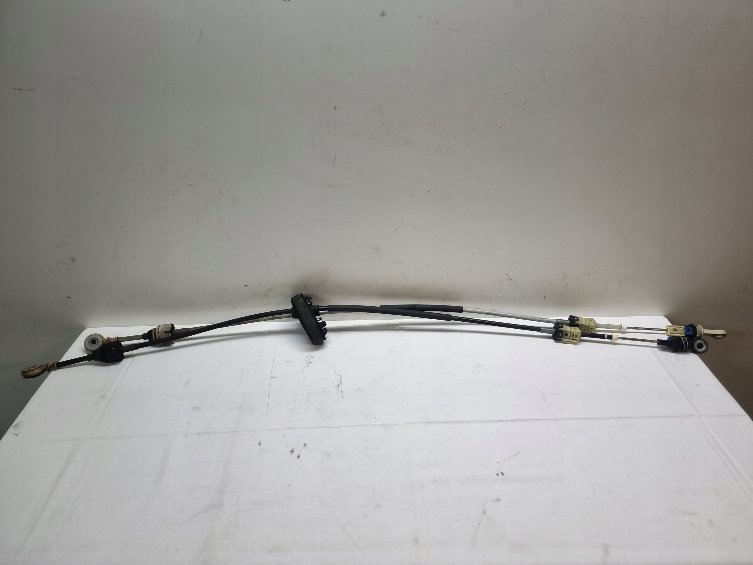 55596525 - OPEL INSIGNIA A LIFT ТРОС ПЕРЕМИКАННЯ ПЕРЕДАЧ