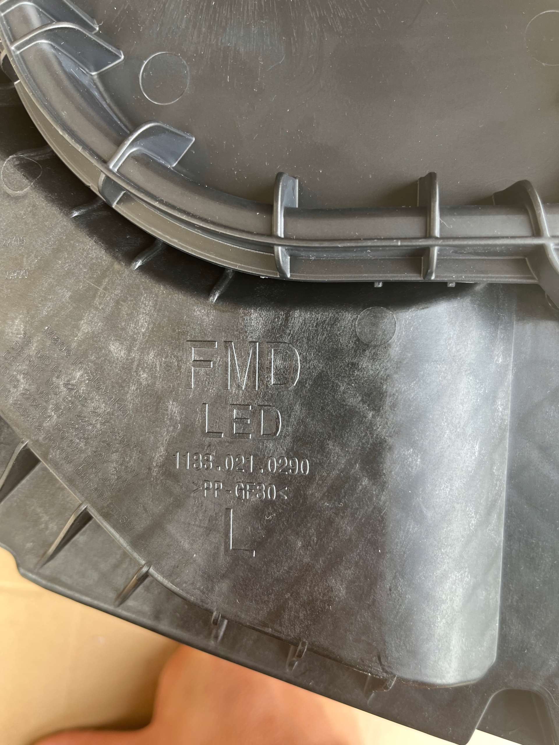 LAMPA PRZÓD PRZEDNIA VOLVO FM FMX 2020 -- LED NOWA Wersja Europejska