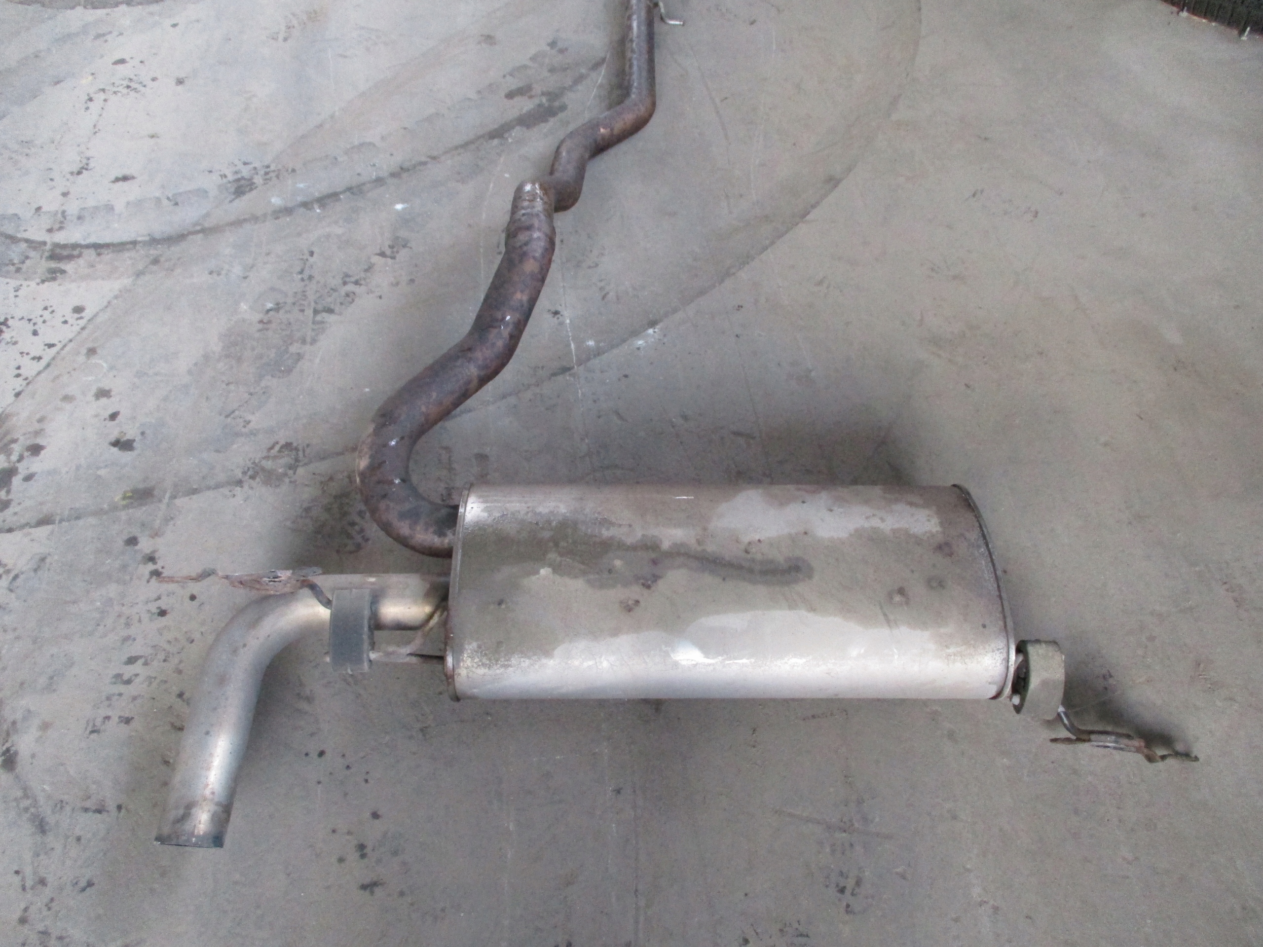 exhaust pipe VOLVO V60 2,0D