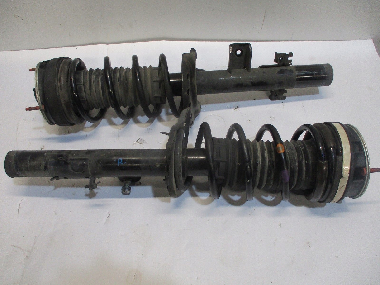 STOSSDÄMPFER AMOR HINTEN RANGE ROVER EVOQUE 2,0D