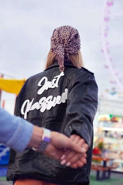 NAPRASOWANKA naszywka JUST MARRIED biała ŚLUB Wzór dominujący bez wzoru