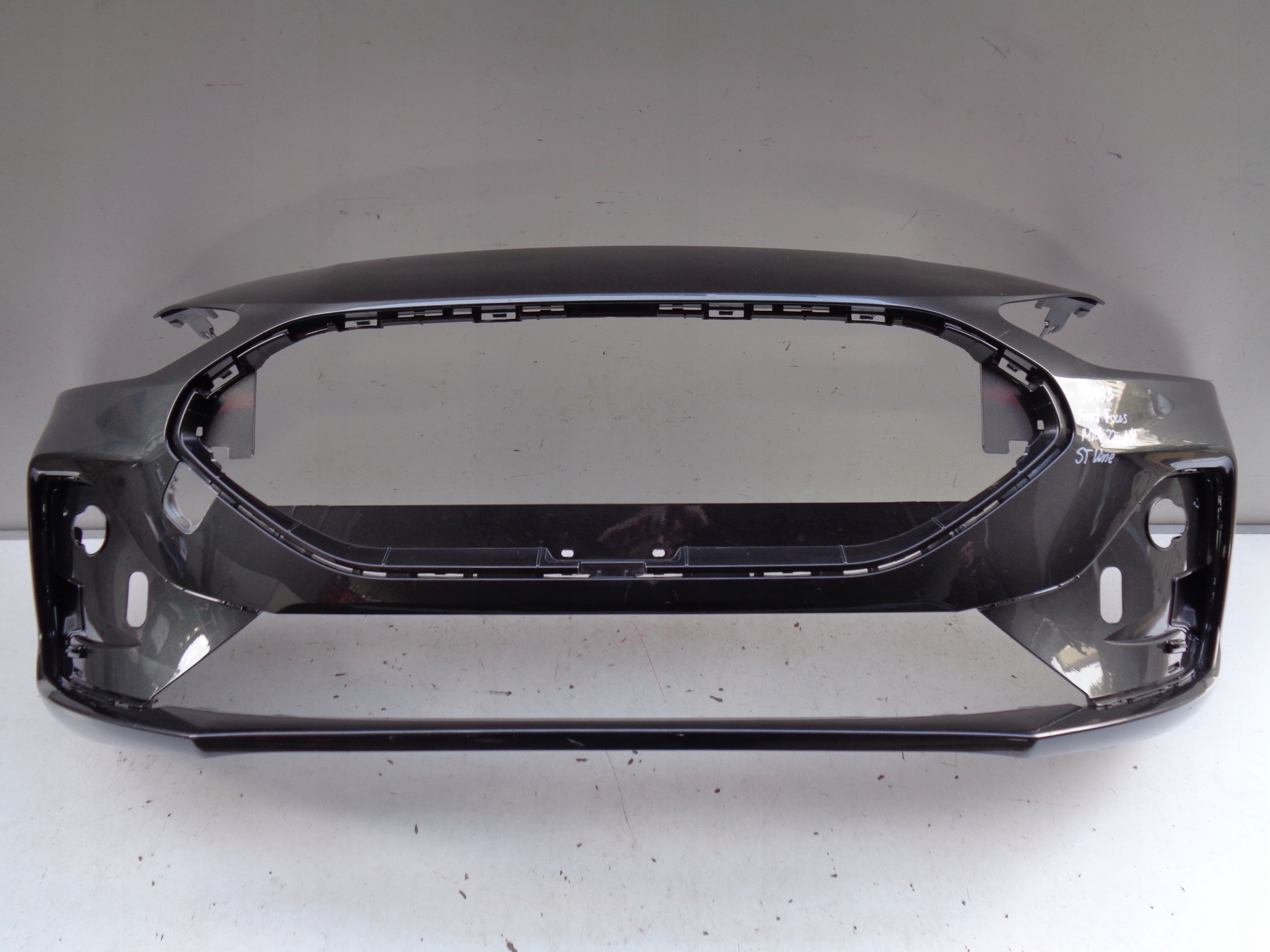 front bumper FORD FOCUS MK4 22- LIFT ST-LINE NR 39493