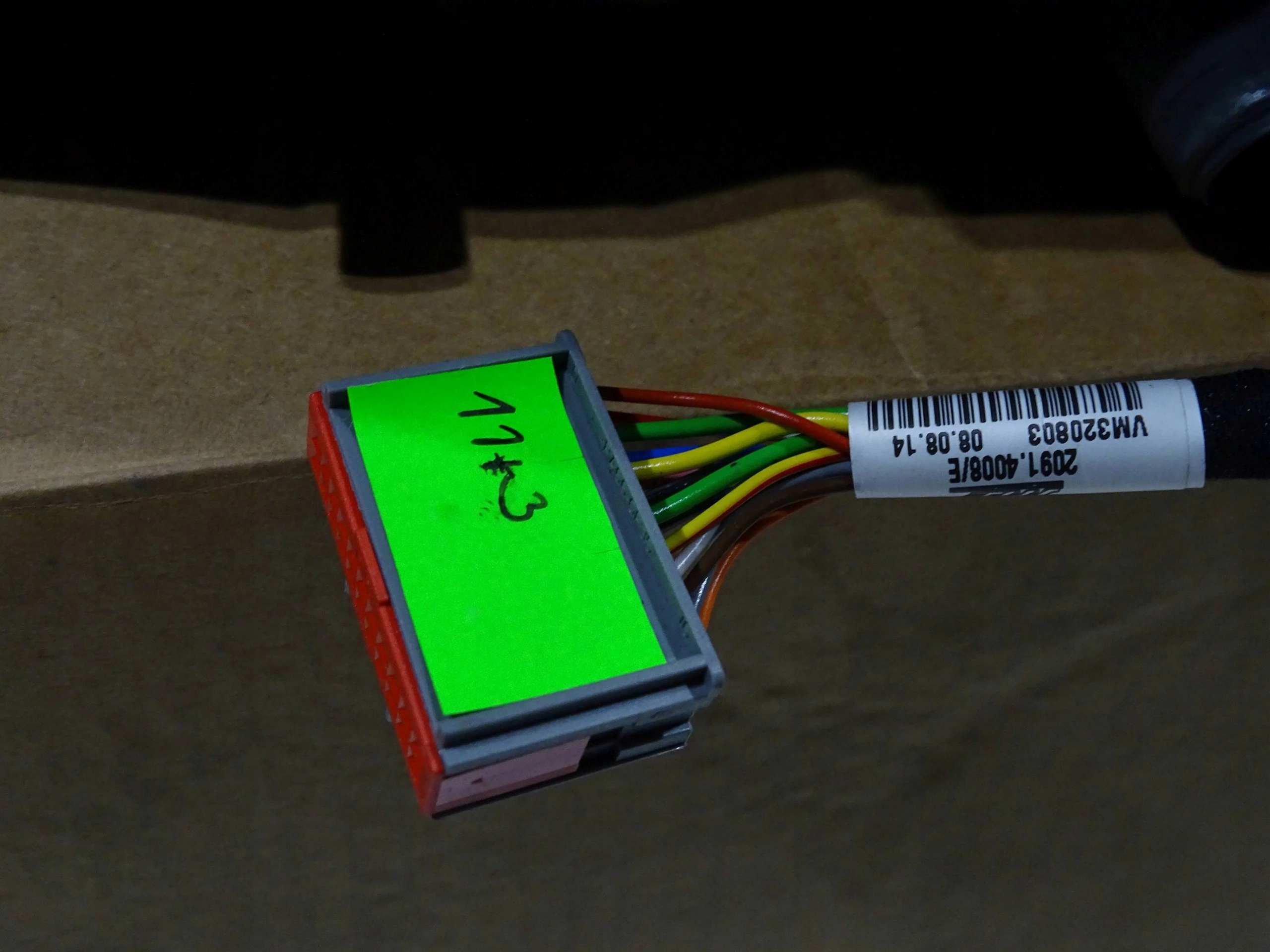 Stelaz lusterka prawego DISCOVERY SPORT 2015 19 Part number LR061162