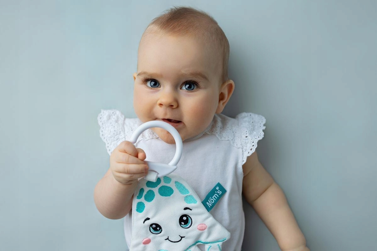 MEDÚZA ZÜMMÖGŐ MEDÁL RONGY MOM'S CARE Szín fehér