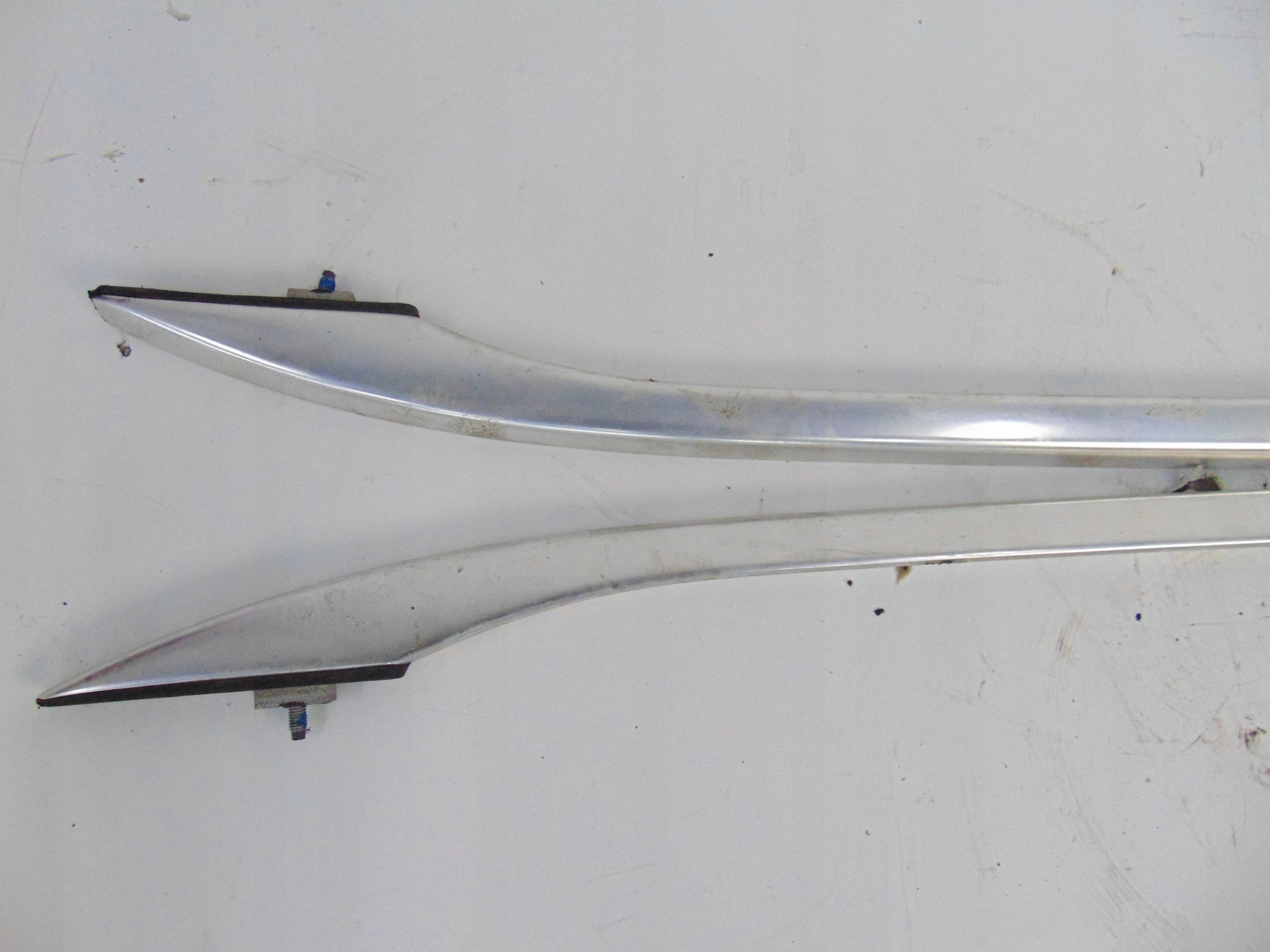 Dachreling dach AUDI A4 B6 (2000-2006) KOMBI 8E9860022
