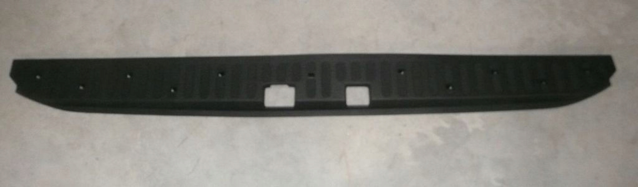 Kryt Zadního Prahu R Master III 849932462R