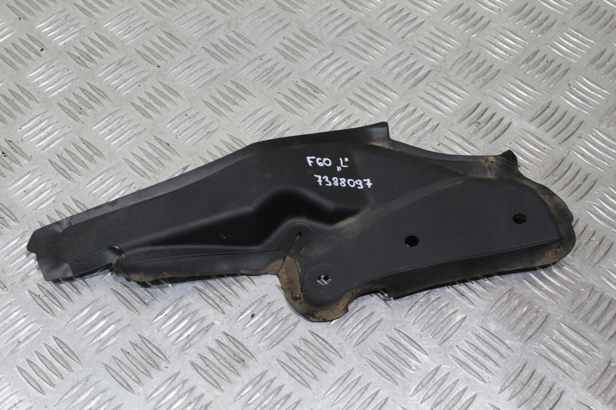 gasket under the window left MINI COUNTRYMAN SE F60