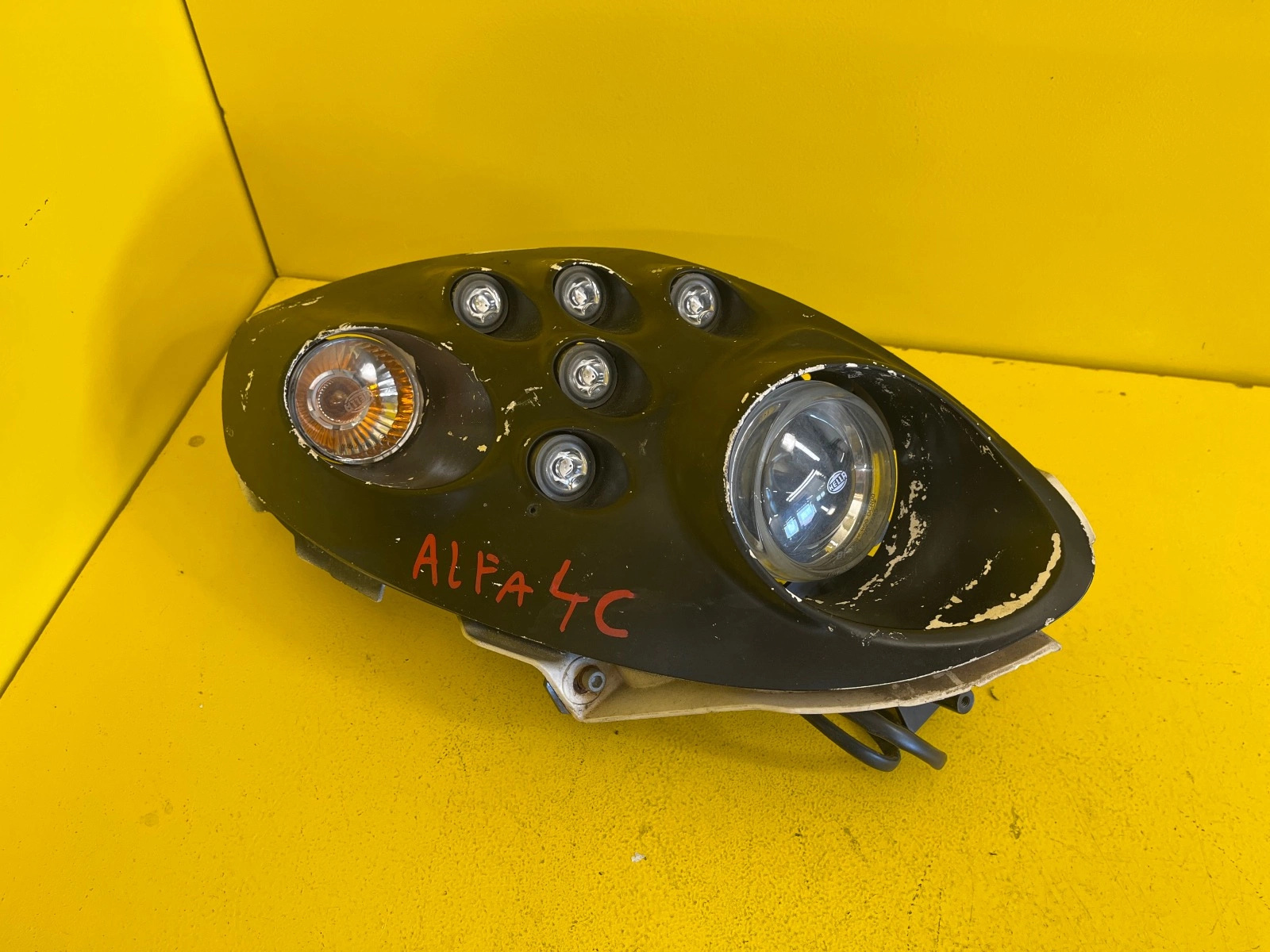 light left Alfa Romeo 4C XENON FULL LED