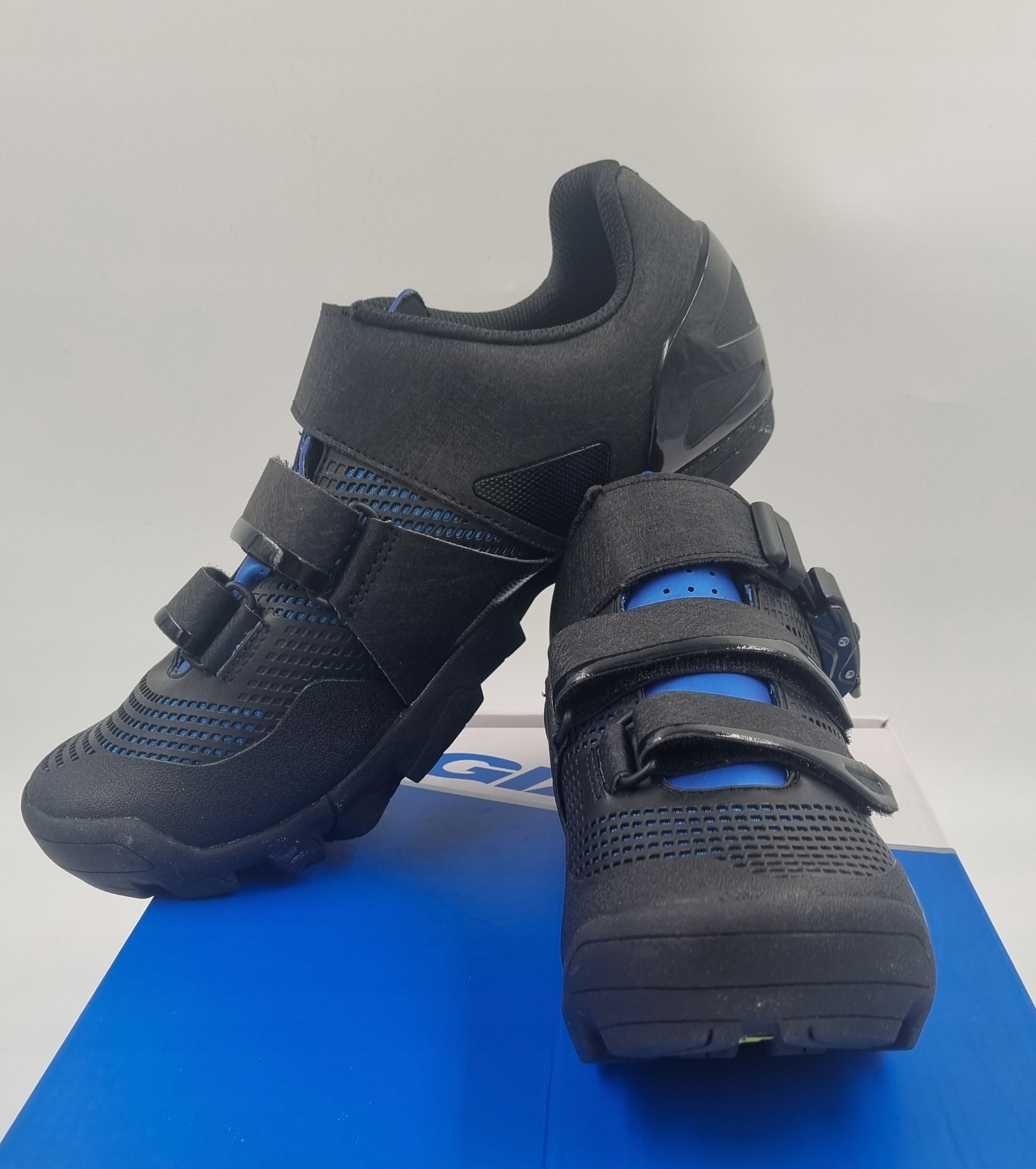 Buty MTB GIANT FLOW roz.41 (583) Model FLOW