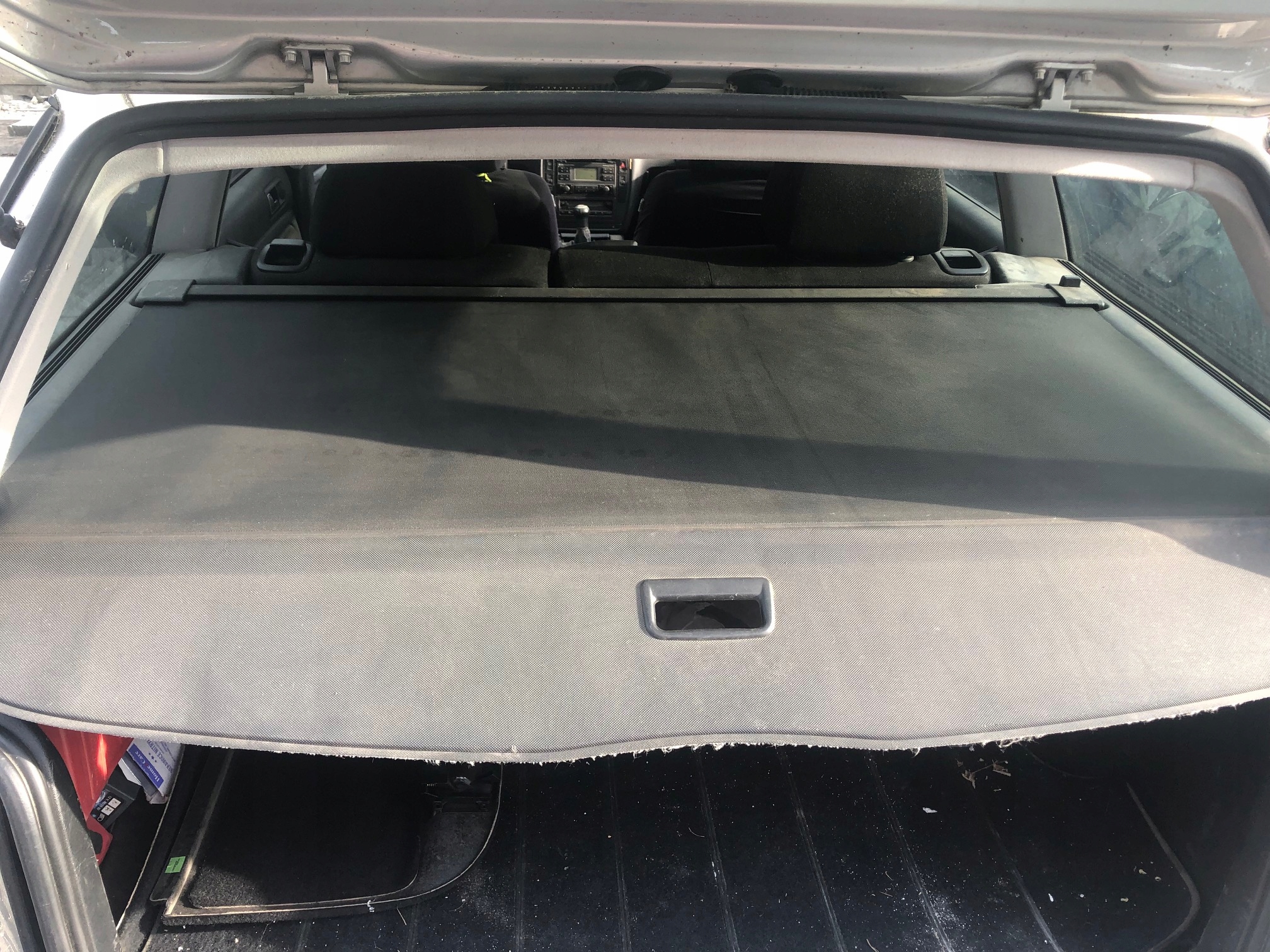 PASSAT B5 96-00 ROLETA BAGAŻNIKA KOMBI 5D