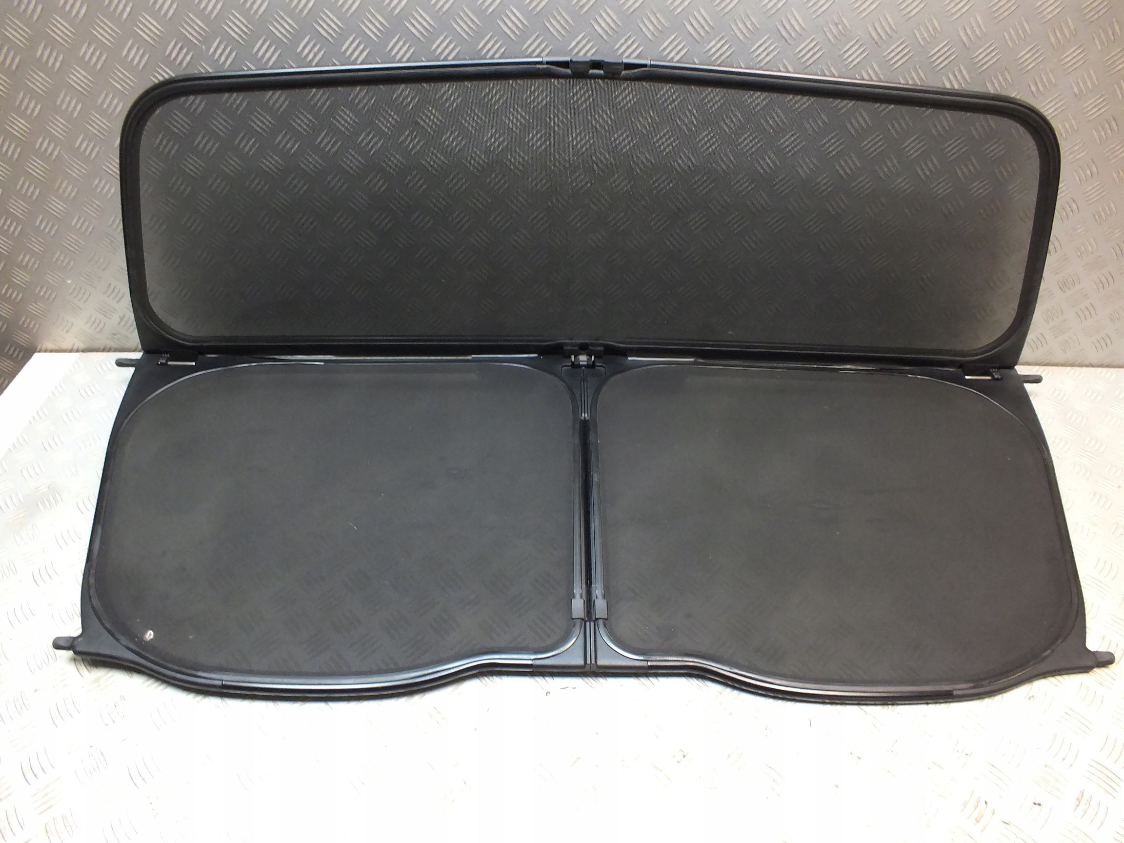 VW GOLF VI CABRIO A3 8P WINDSCHOTT WIATROŁAP POKROWIEC