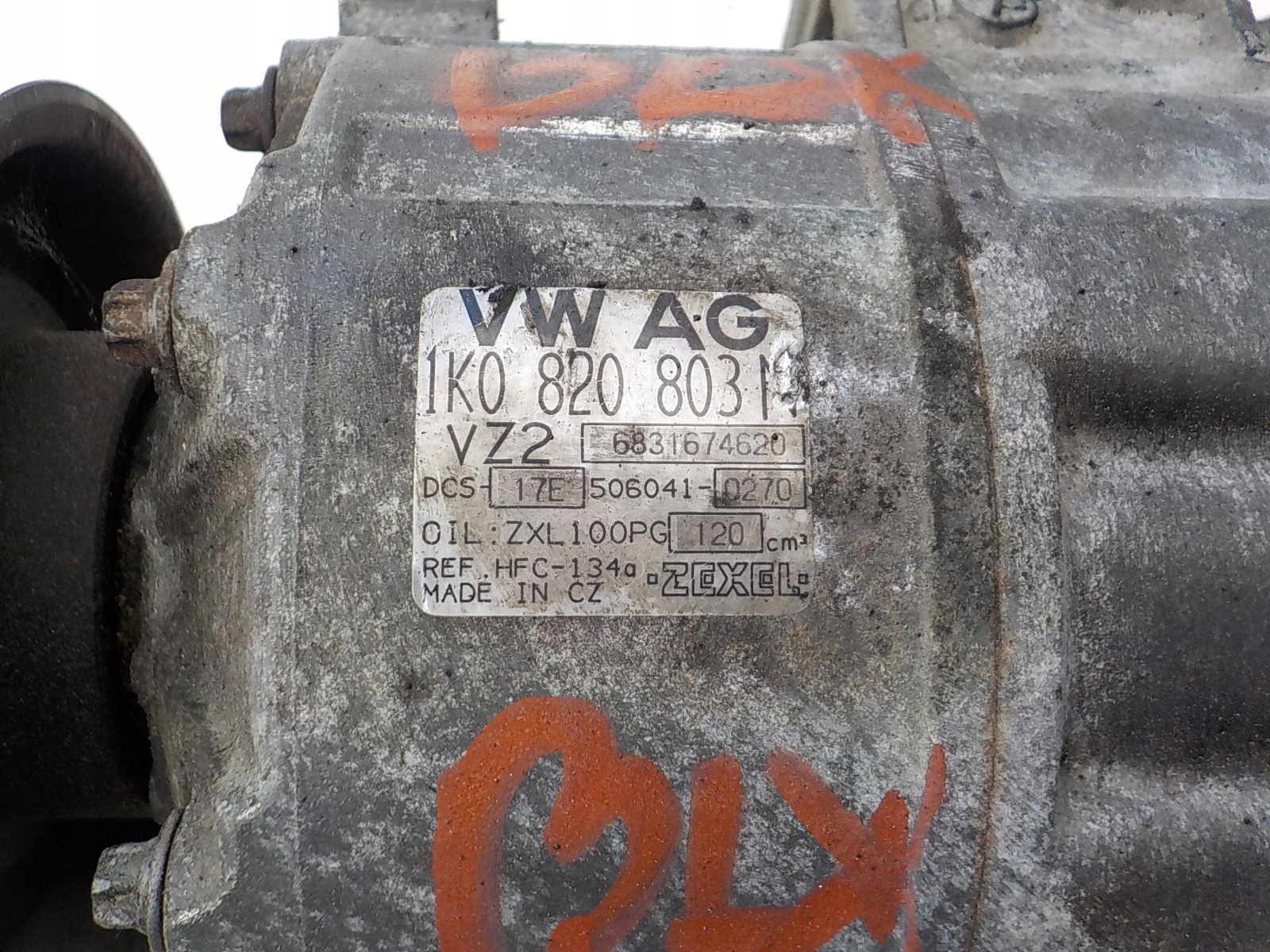 Golf V A3 8P 2.0 TFSI компрессор кондиционера 1K0820803N