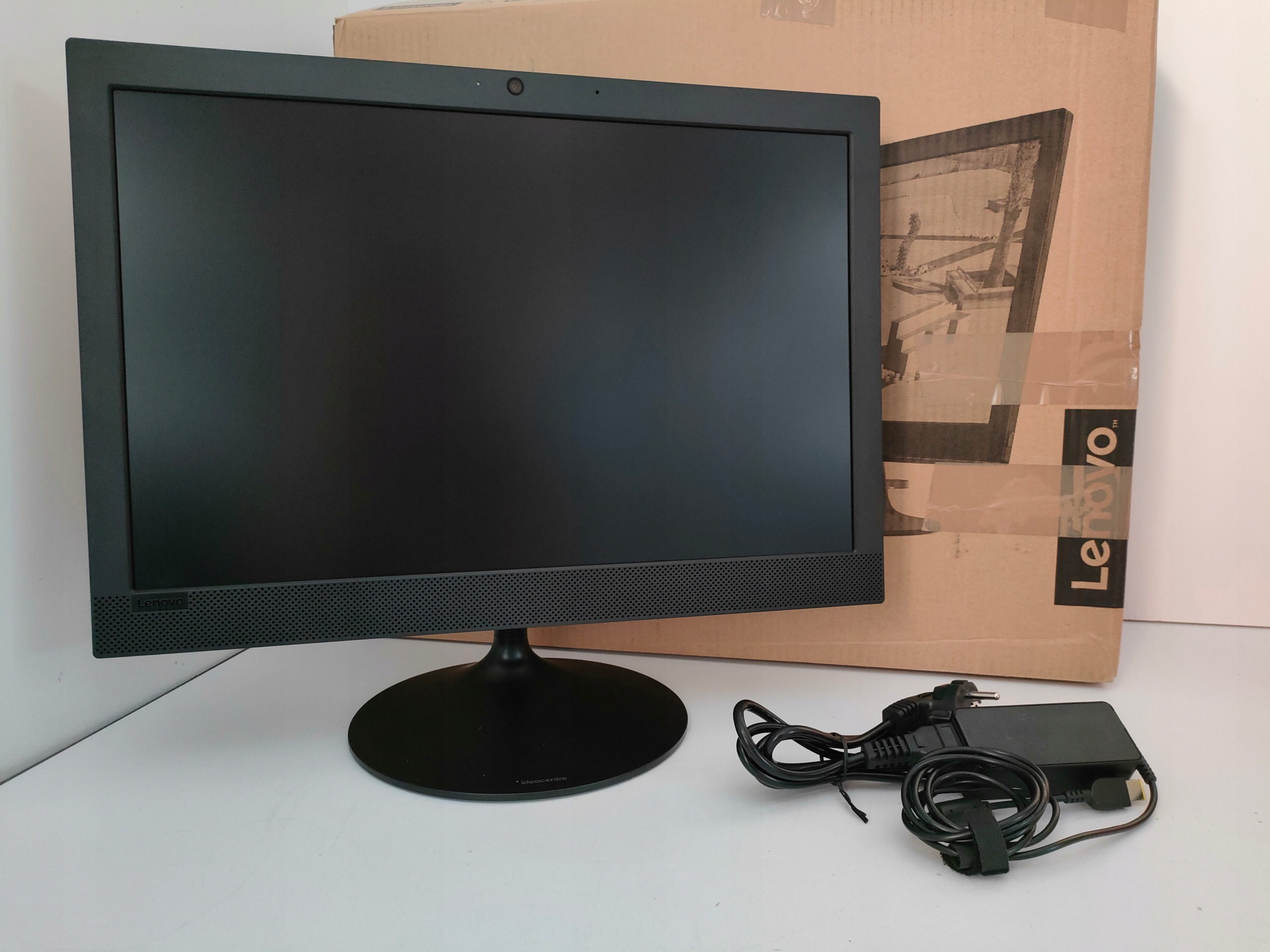 LENOVO Ideacentre AIO 330-20ast AMD 4GB DDR4 1TB Model 330-20AST