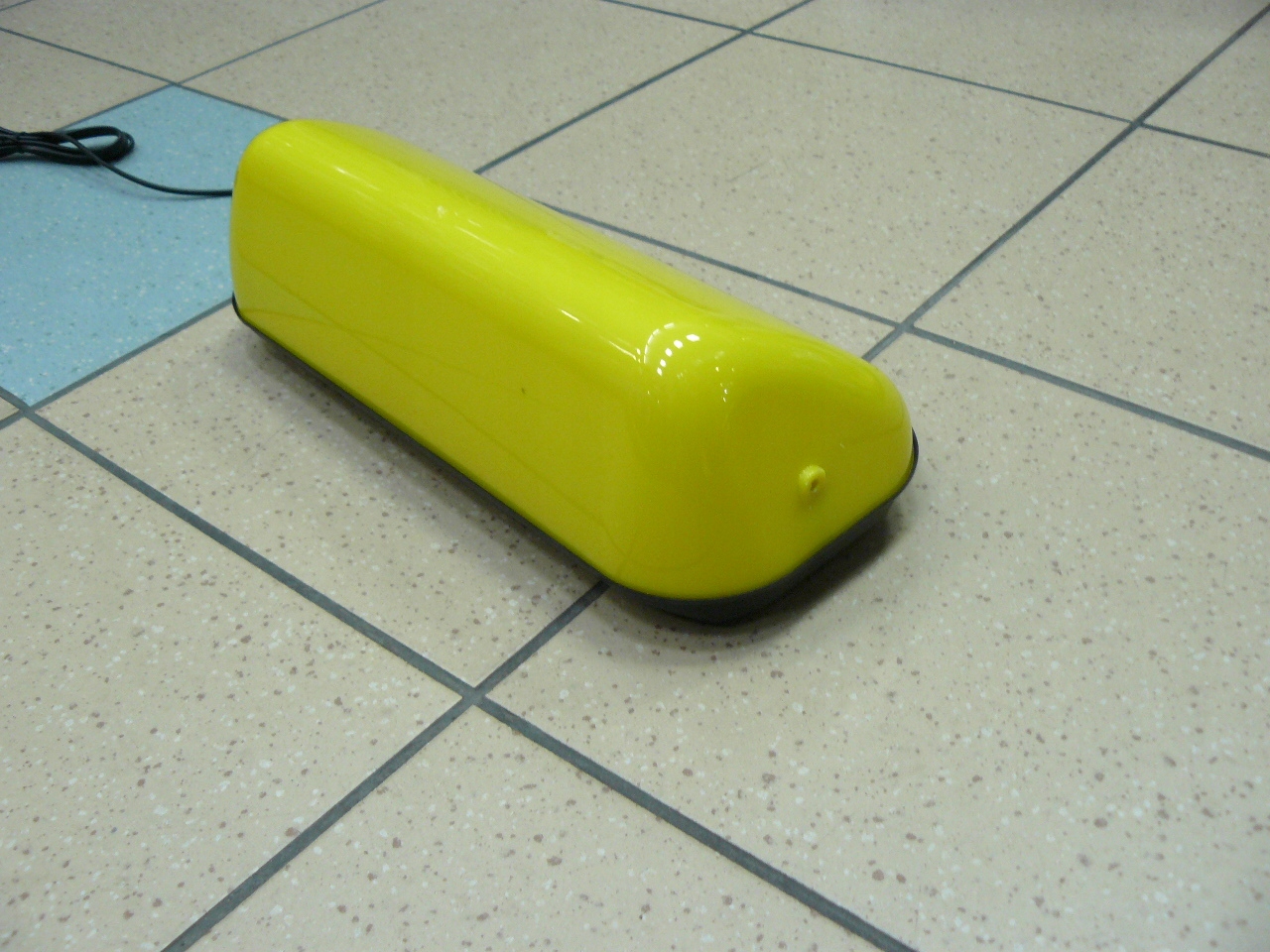 KOGUT TAXI SZPAKÓWKA GAPA LAMPA ŻÓŁTA DUŻA 433270 Producent części Inny