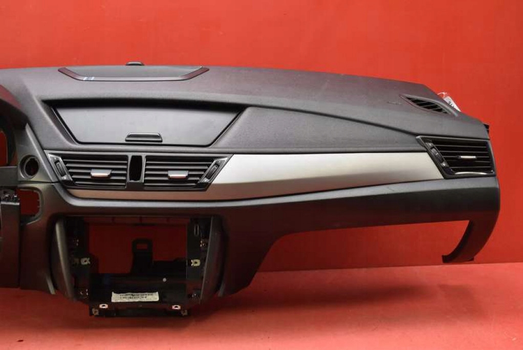 dashboard instrument panel console cockpit airbag EU BMW X1 E84 LIFT m-packet 12-15