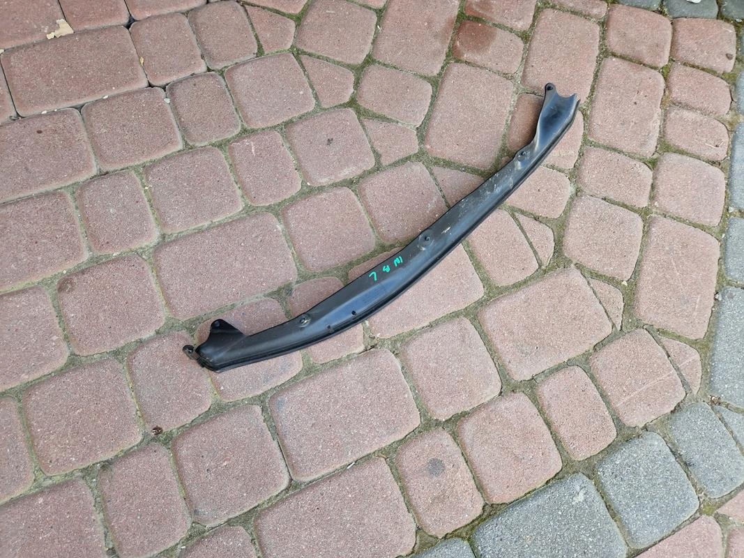 Уплотнение передней двери L Opel Insignia B 39134621