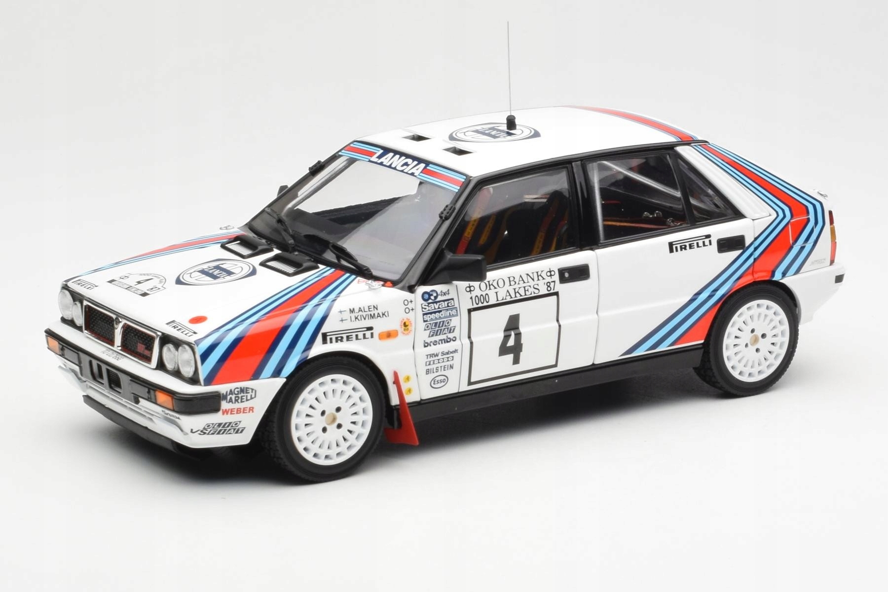 Lancia Delta Hf 4WD n4 M.Alen Martini Rally 1000 Lakes 1987 Kyosho 1/18