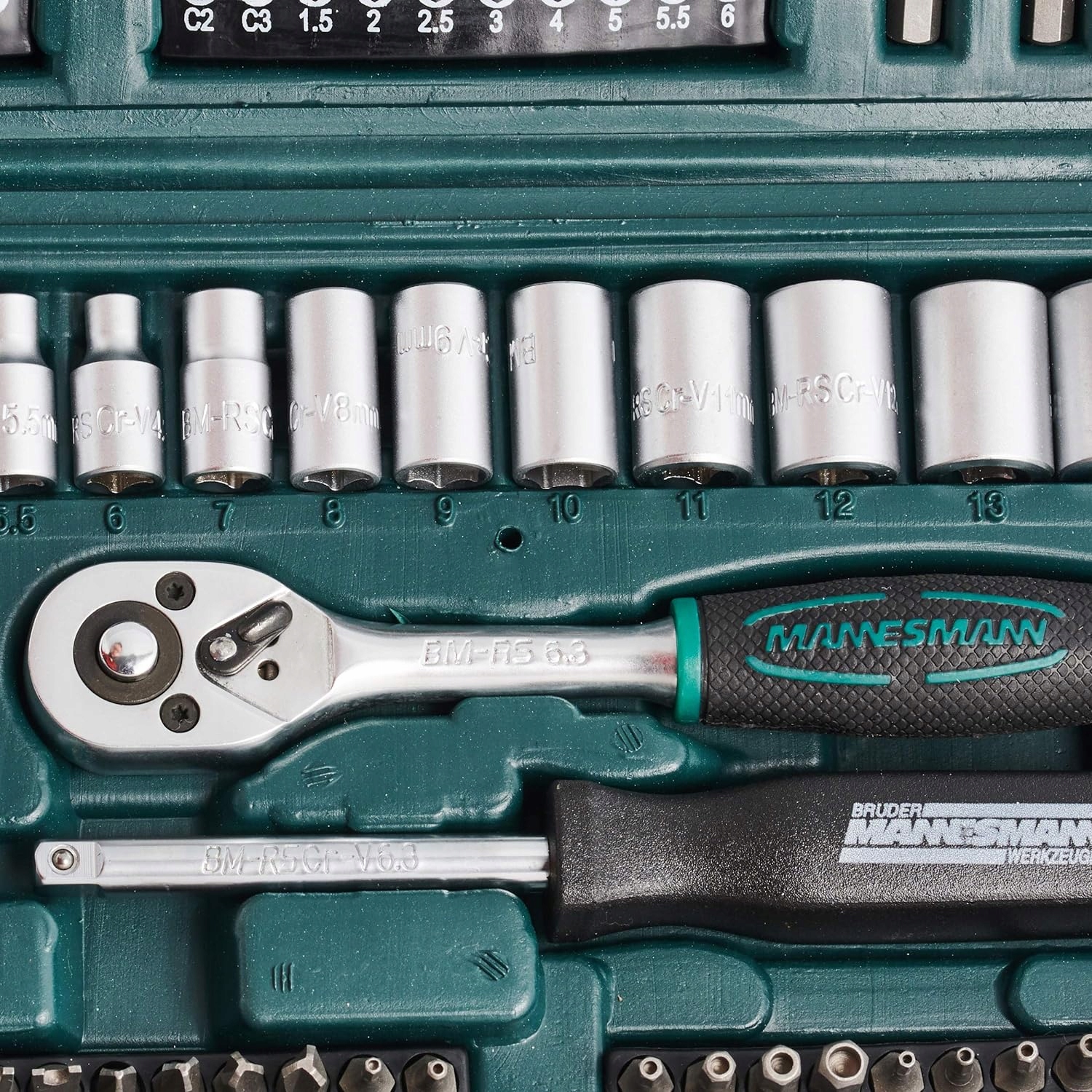 ZESTAW NARZĘDZI DUŻY MEGA 130 ELEMENTÓW NARZĘDZIA RĘCZNE DLA MAJSTERKOWICZA Stan opakowania oryginalne