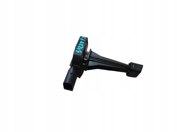 KIA HYUNDAI 1.6 CRDI D4FE CZUJNIK POZIOMU OLEJU 21590-2F600