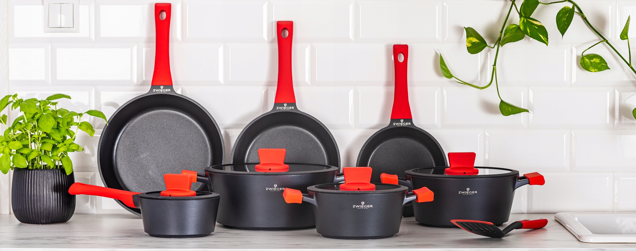 ZWIEGER OBSIDIAN WOK 32 CM Linia Obsidian