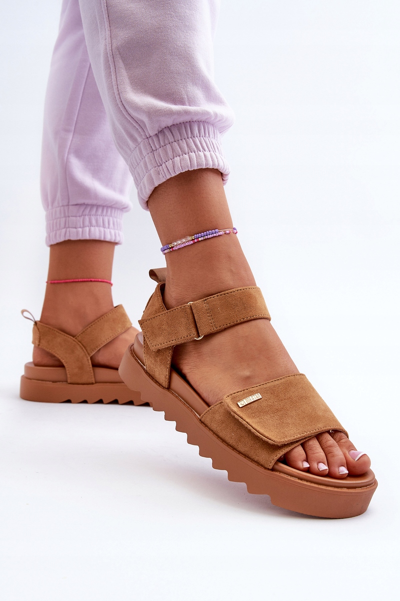 SANDAŁY DAMSKIE NA PLATFORMIE EKO ZAMSZ BIG STAR NN274705 BRĄZOWE 39 Płeć kobieta